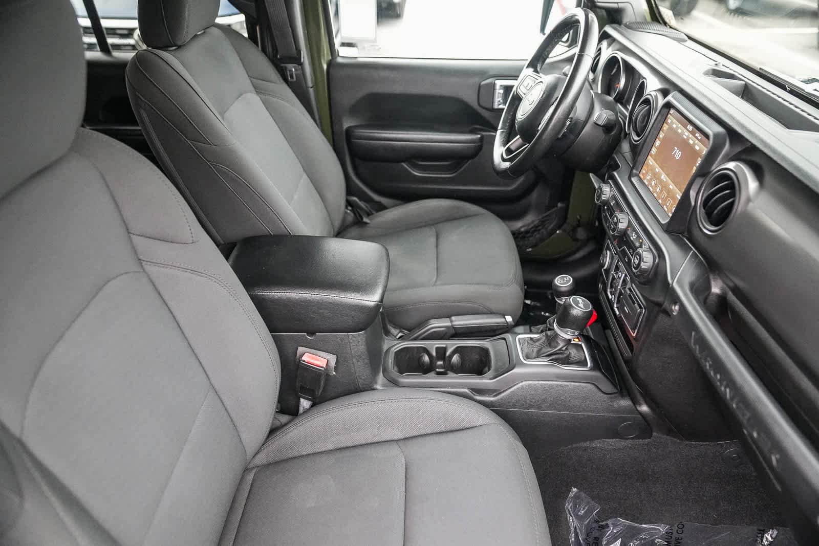 Thumbnail: 2021 Jeep Wrangler - 15