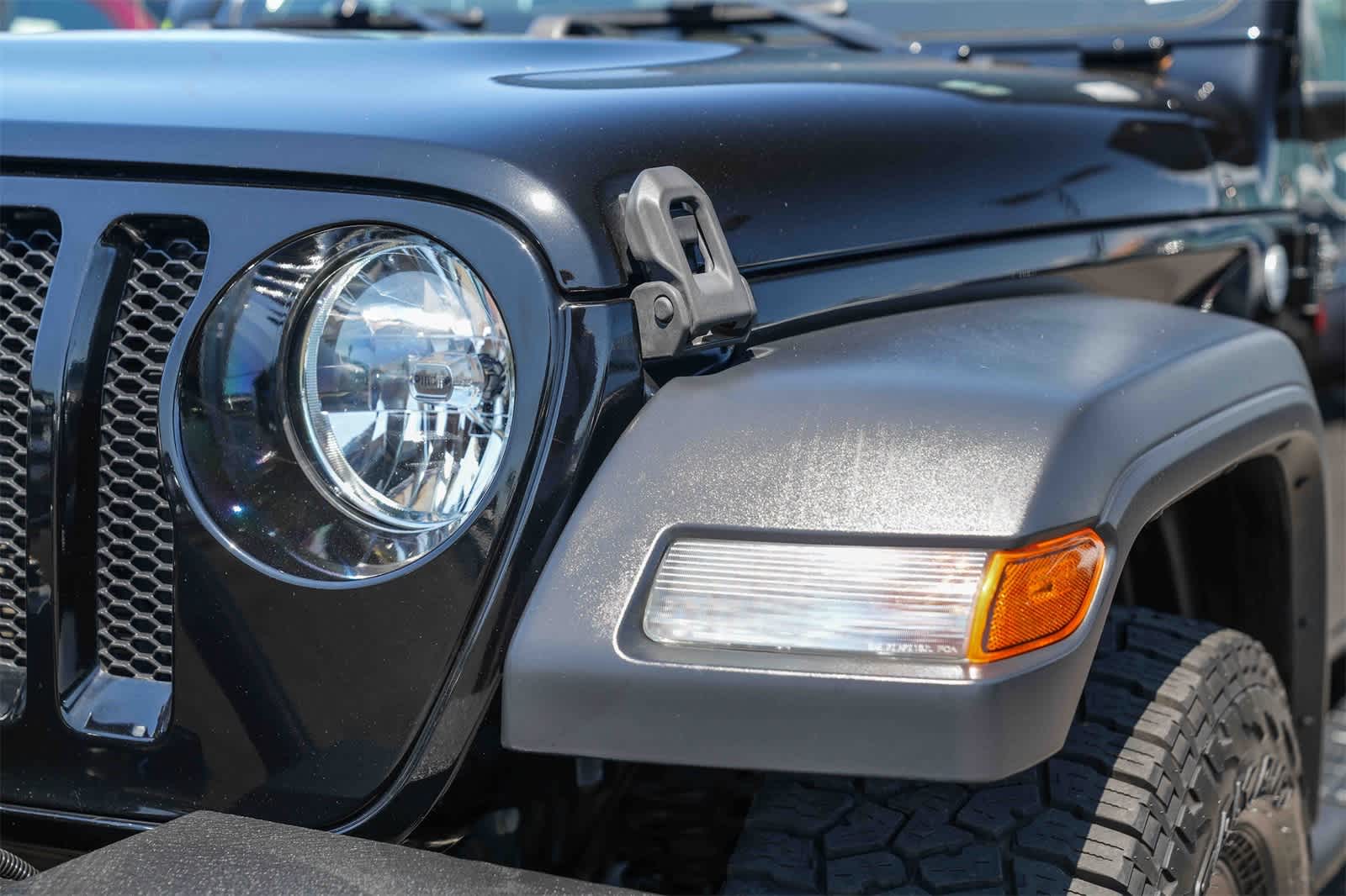 Thumbnail: 2020 Jeep Wrangler - 8