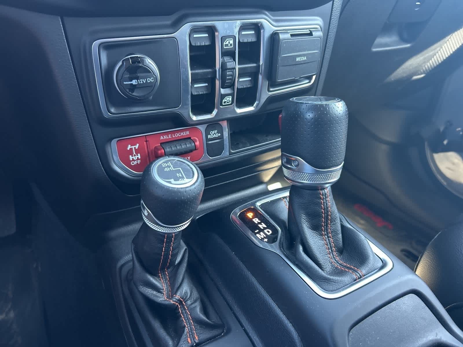 Thumbnail: 2021 Jeep Gladiator - 36