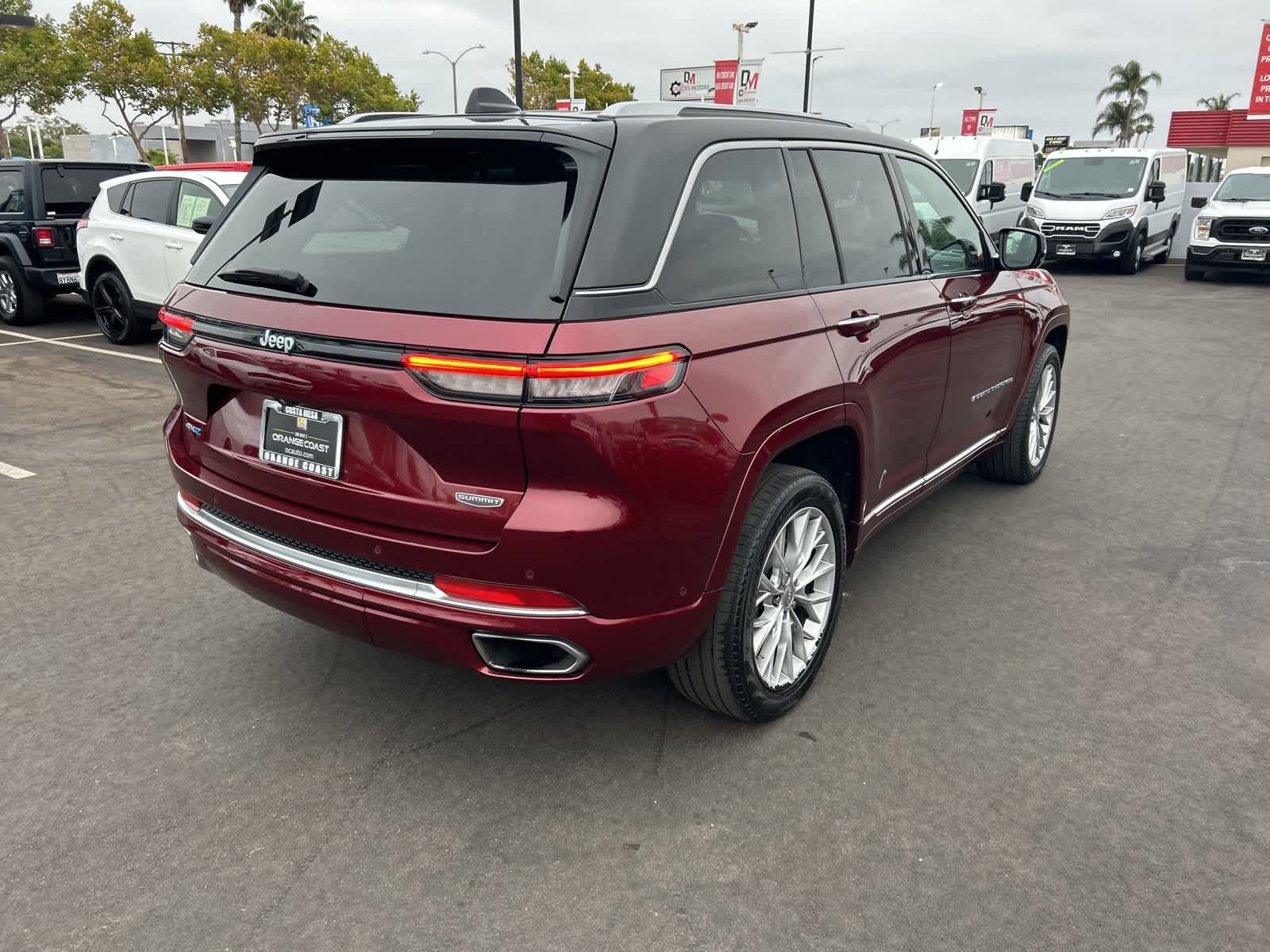 Thumbnail: 2022 Jeep Grand Cherokee - 6