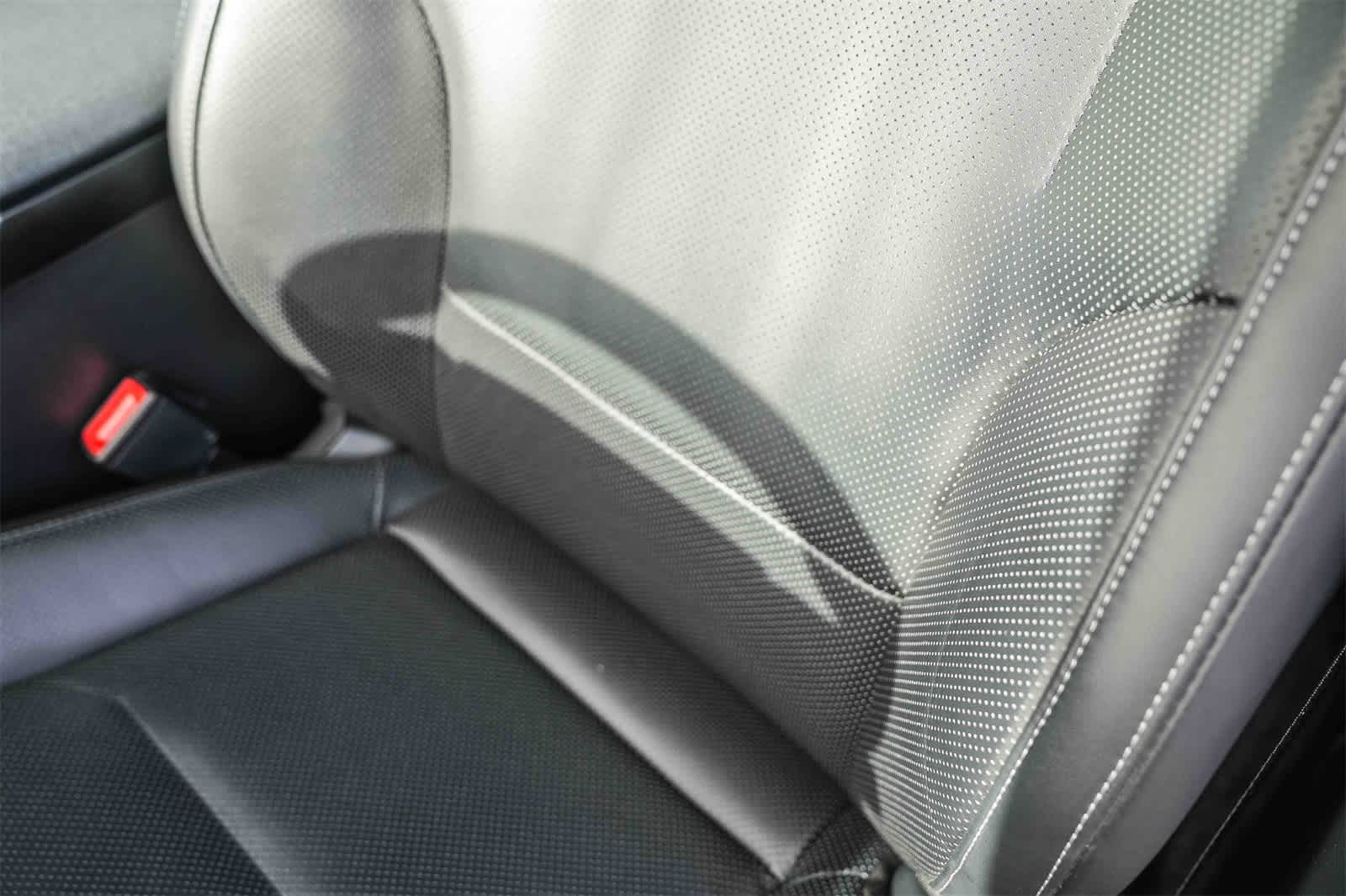 Thumbnail: 2023 Kia EV6 - 23