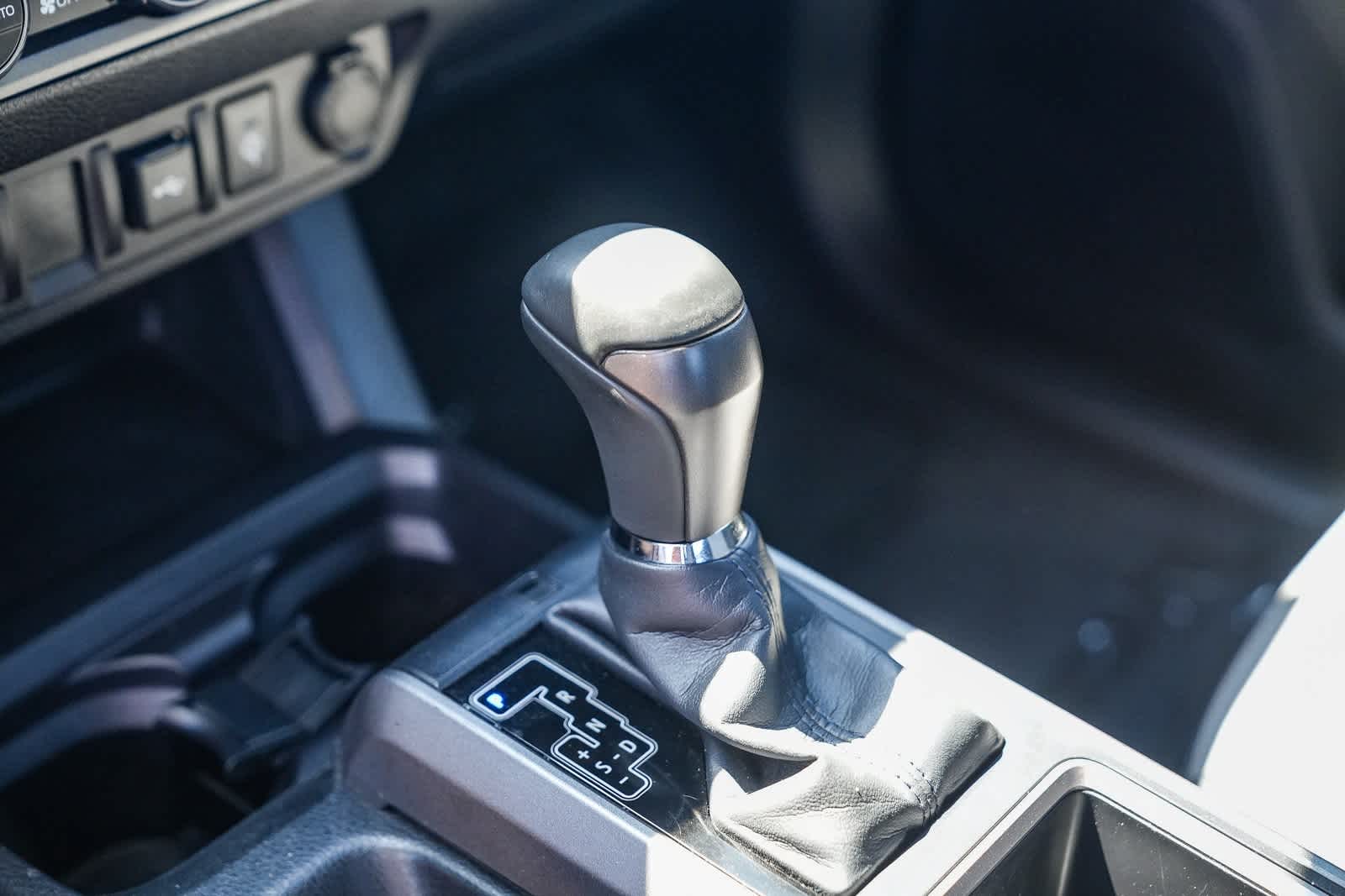 Thumbnail: 2022 Toyota Tacoma - 17