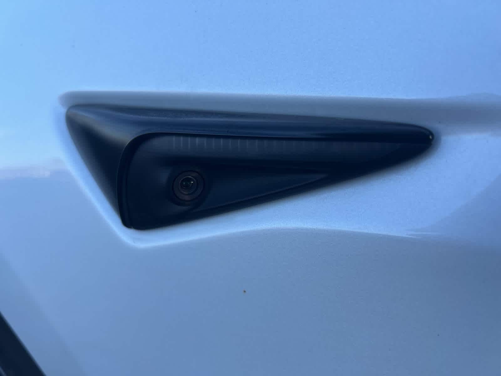 Thumbnail: 2023 Tesla Model 3 - 20