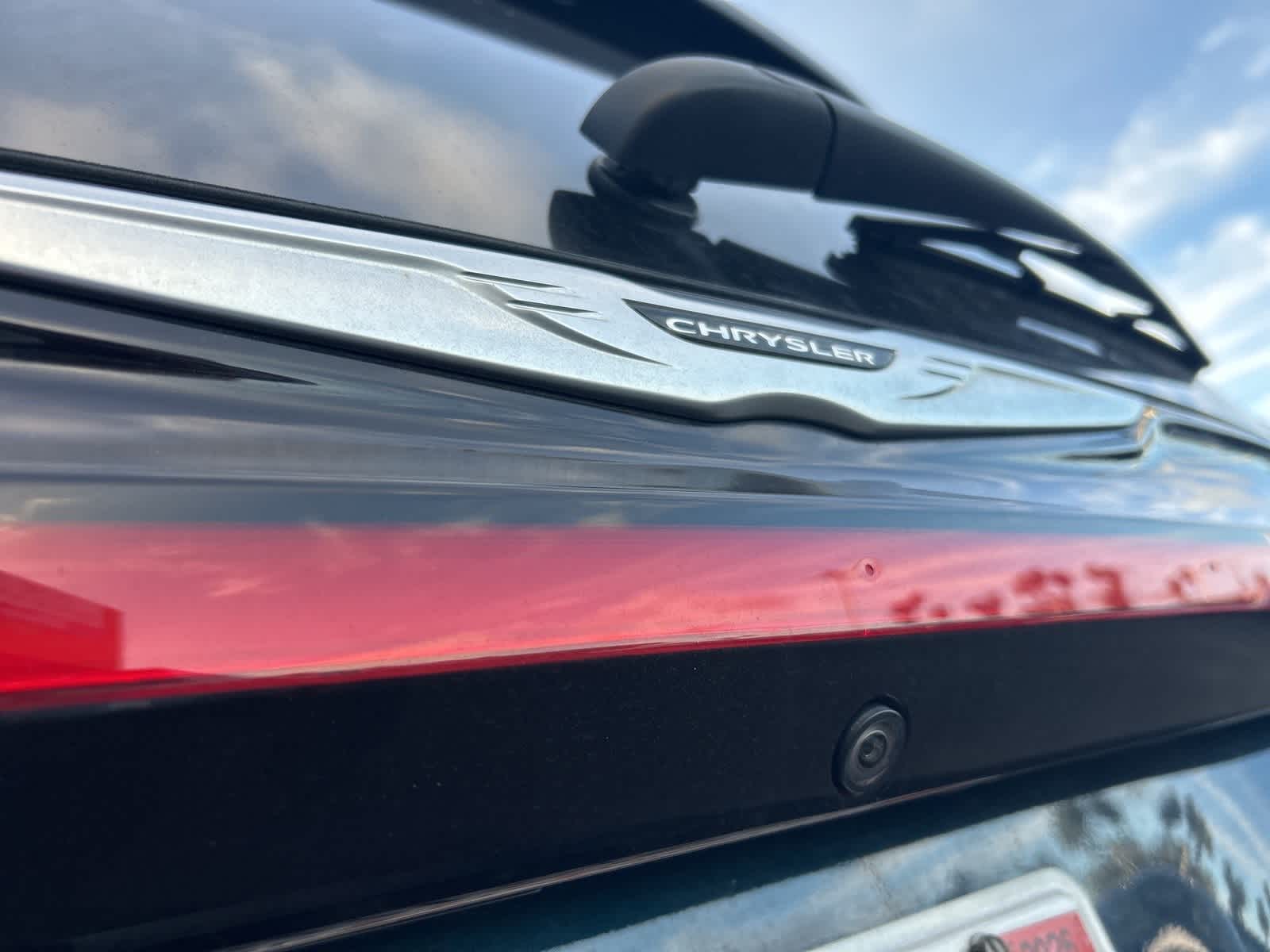 Thumbnail: 2022 Chrysler Pacifica - 17