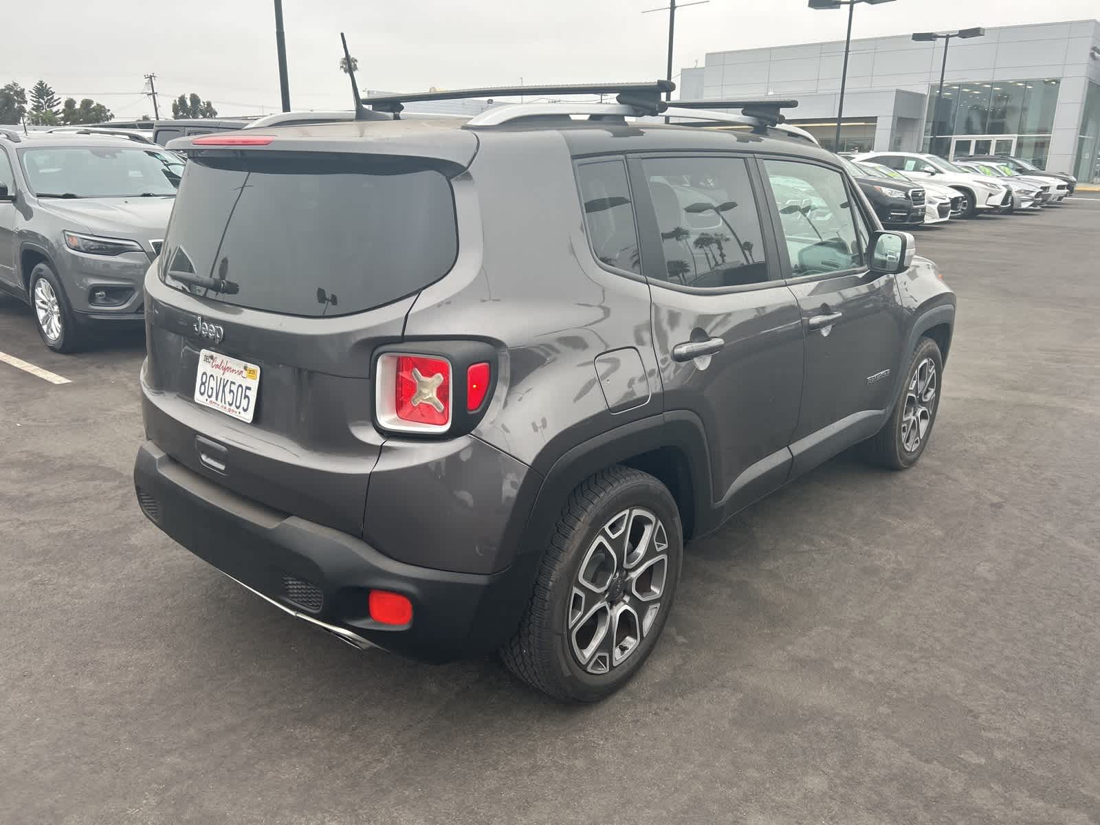 Thumbnail: 2018 Jeep Renegade - 5