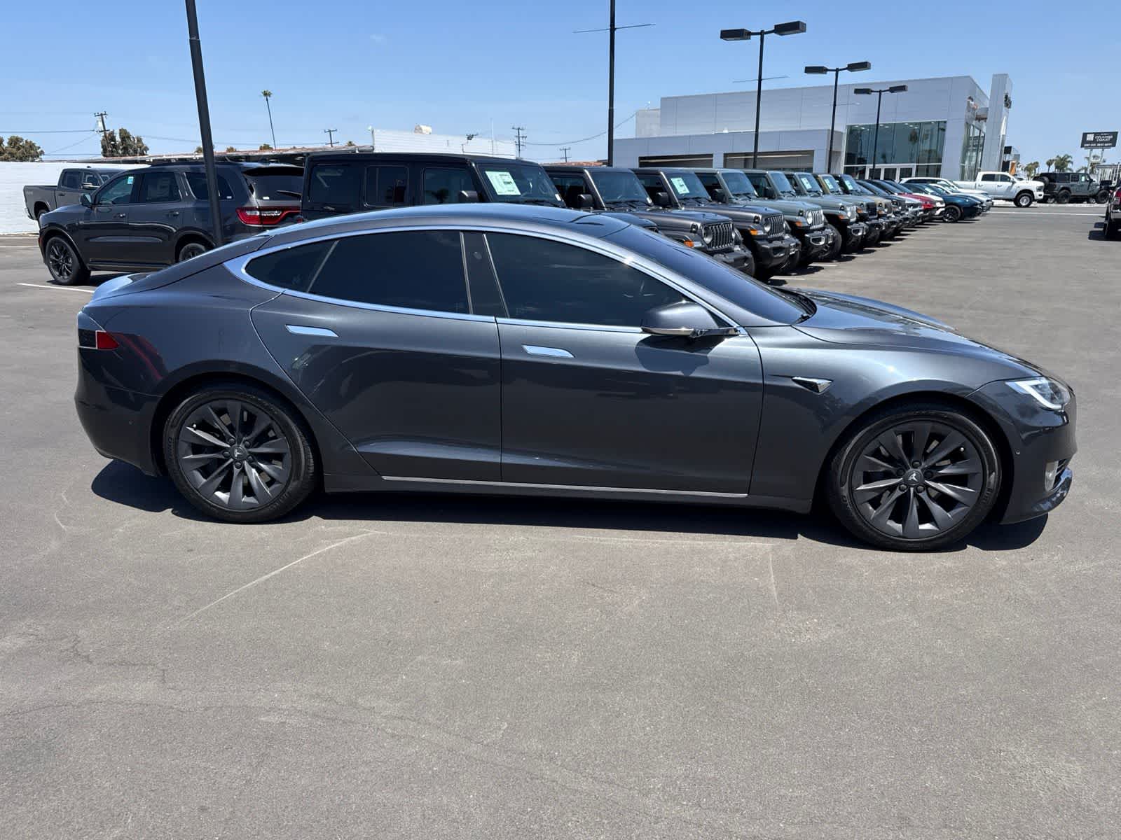 Thumbnail: 2018 Tesla Model S - 12