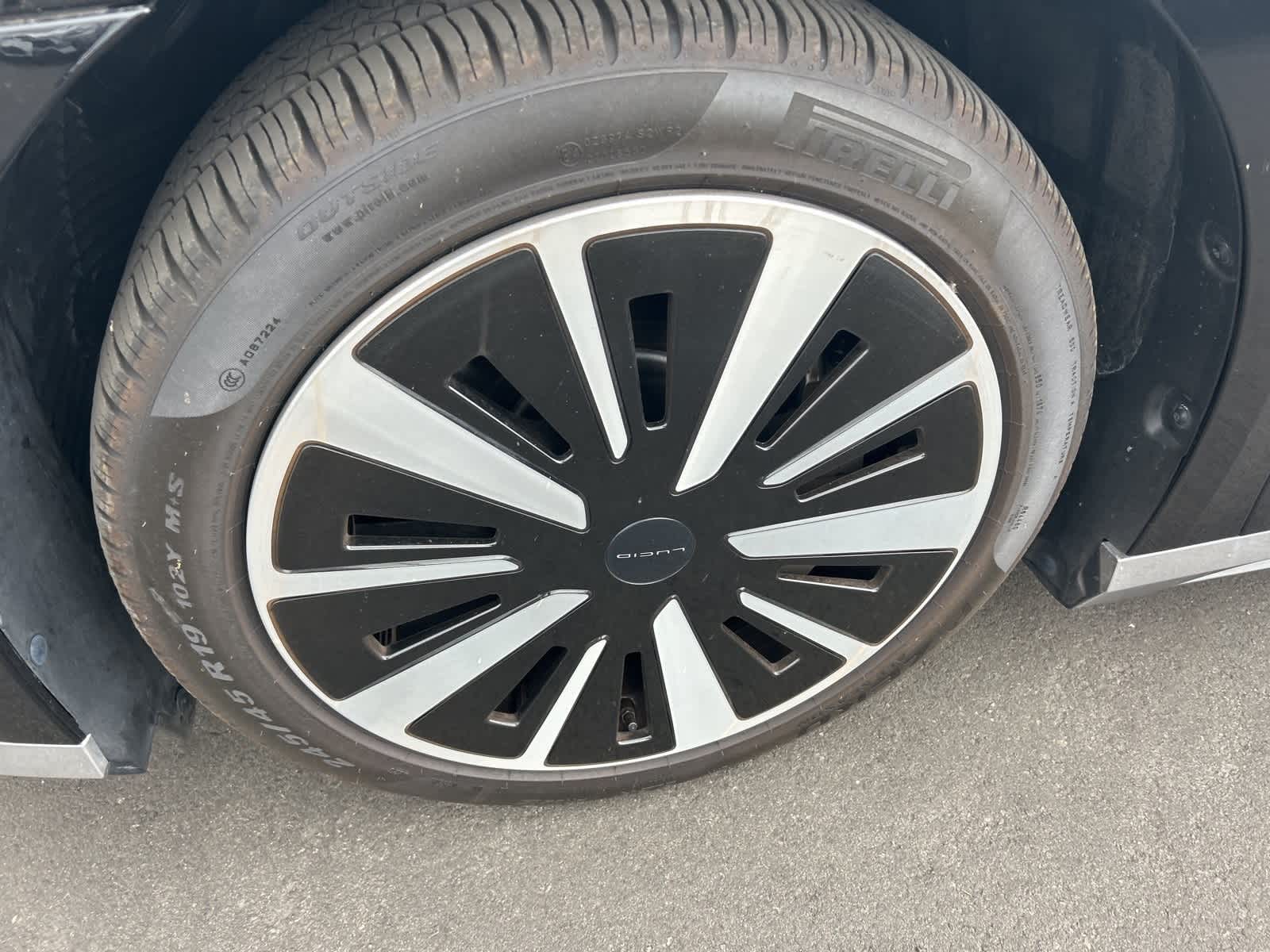 Thumbnail: 2024 Lucid Air - 13