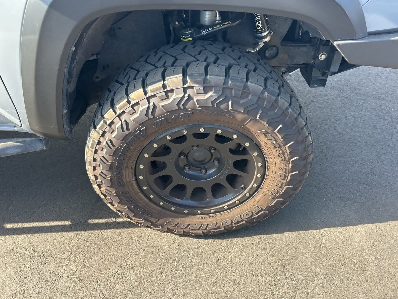 Thumbnail: 2018 Toyota Tacoma - 25