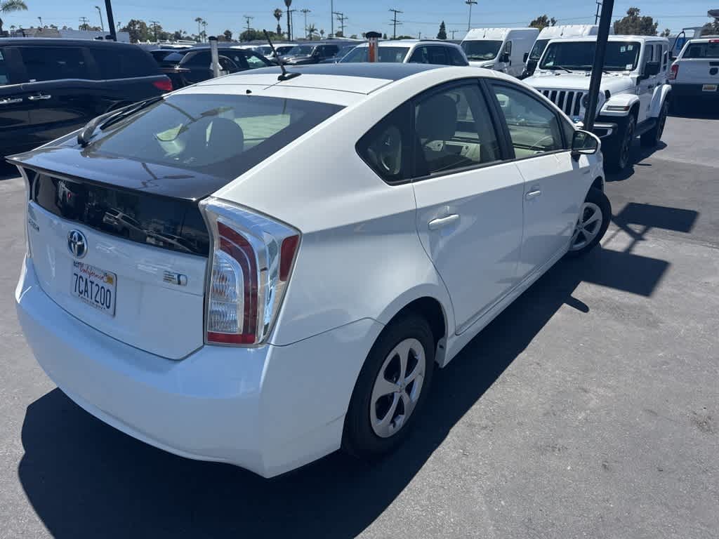 Thumbnail: 2013 Toyota Prius - 3