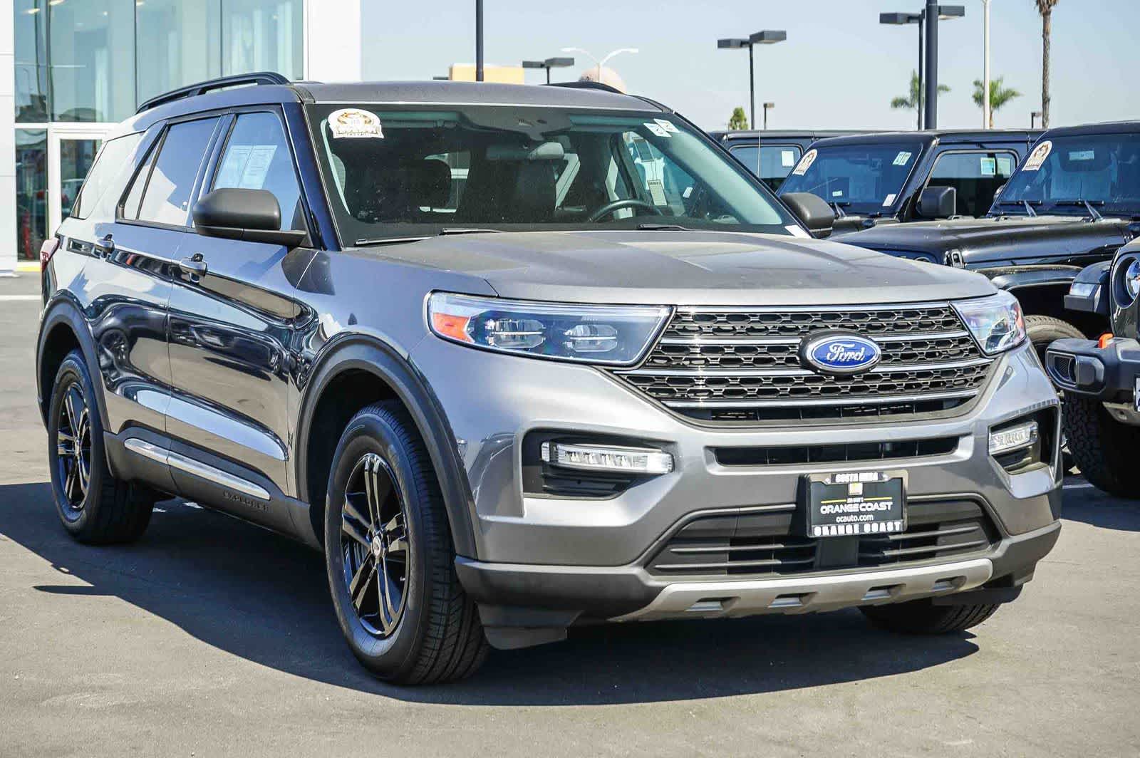 Thumbnail: 2022 Ford Explorer - 3