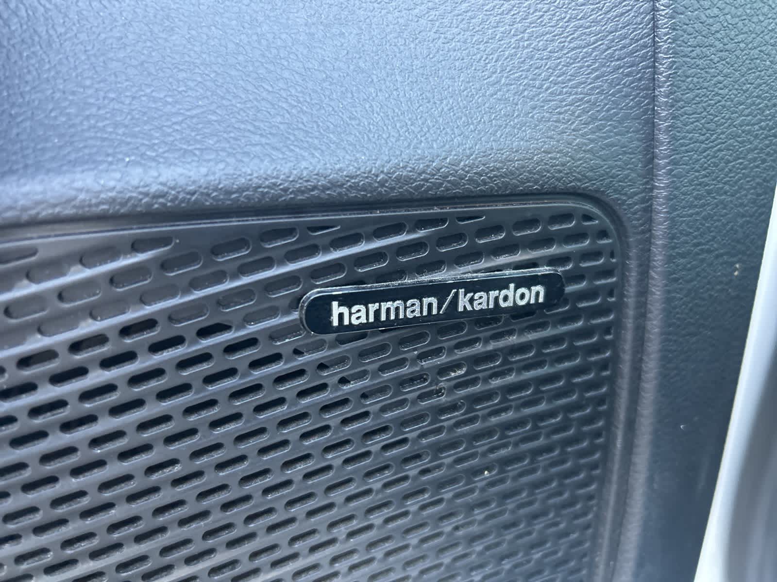 Thumbnail: 2020 Chrysler Pacifica - 23