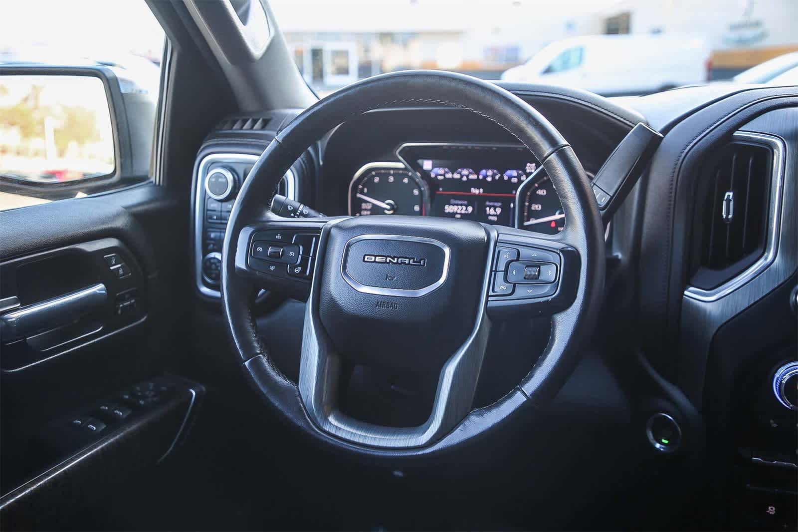 Thumbnail: 2020 GMC Sierra 1500 - 17