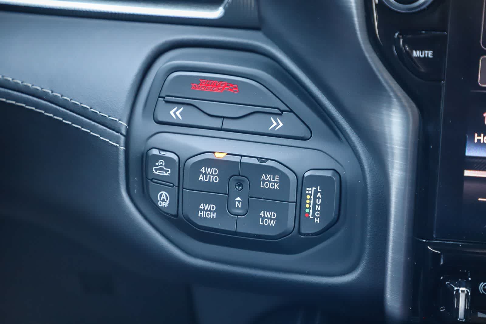 Thumbnail: 2026 RAM 1500 - 19
