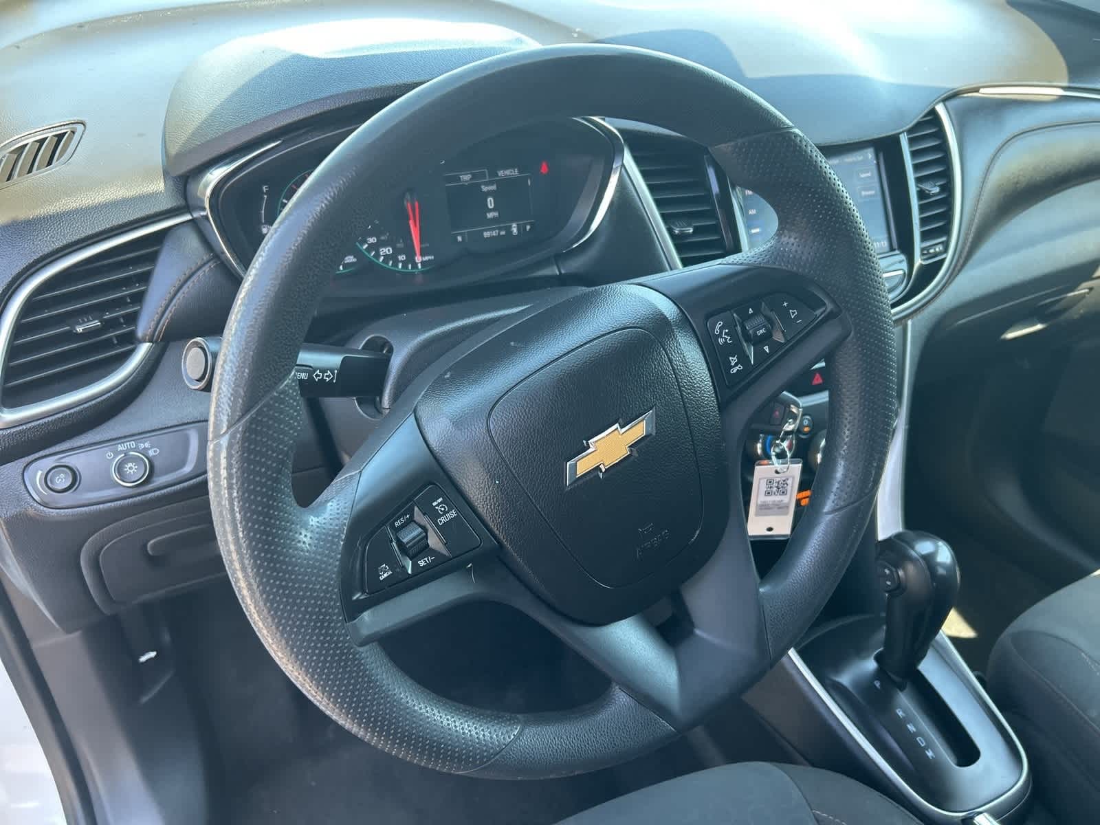 Thumbnail: 2022 Chevrolet Trax - 24