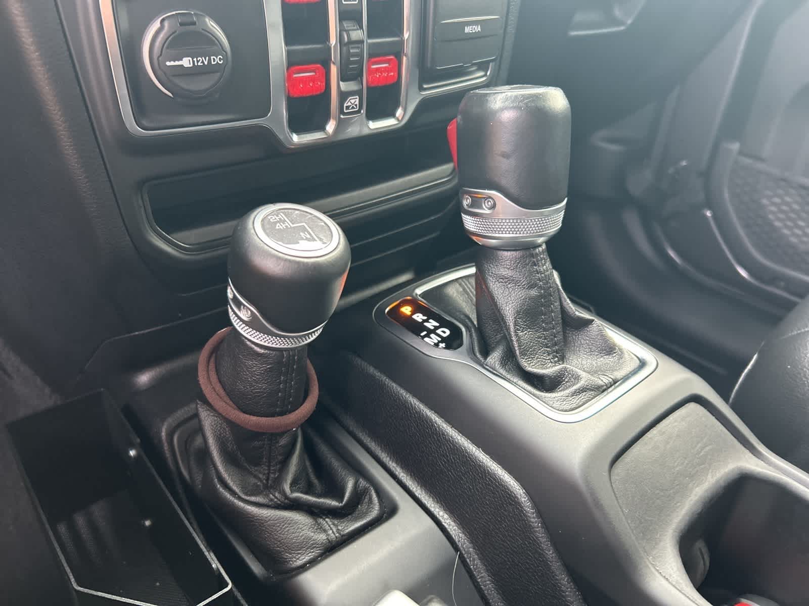 Thumbnail: 2020 Jeep Wrangler - 45