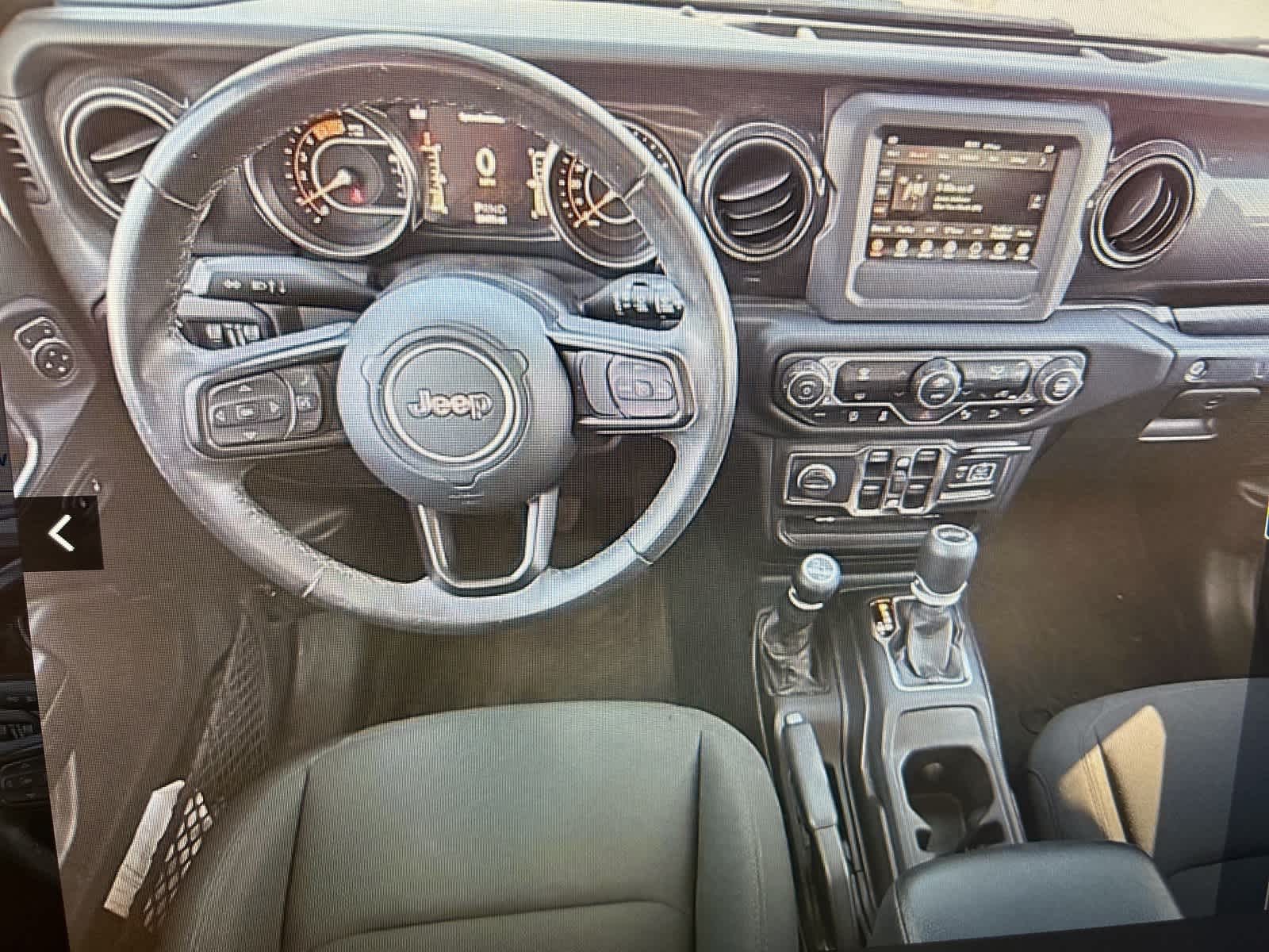 Thumbnail: 2020 Jeep Wrangler - 14