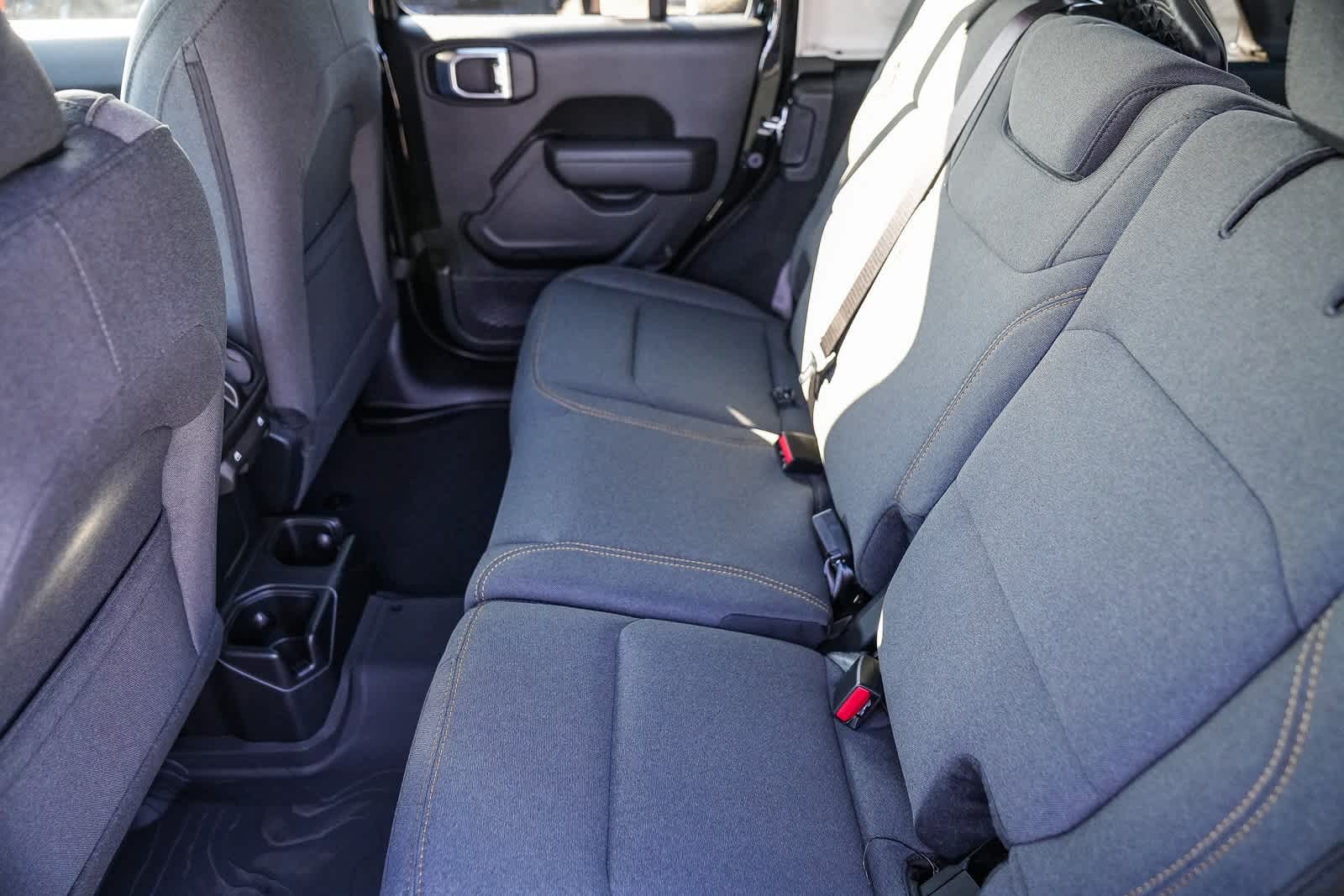 Thumbnail: 2026 Jeep Wrangler - 18