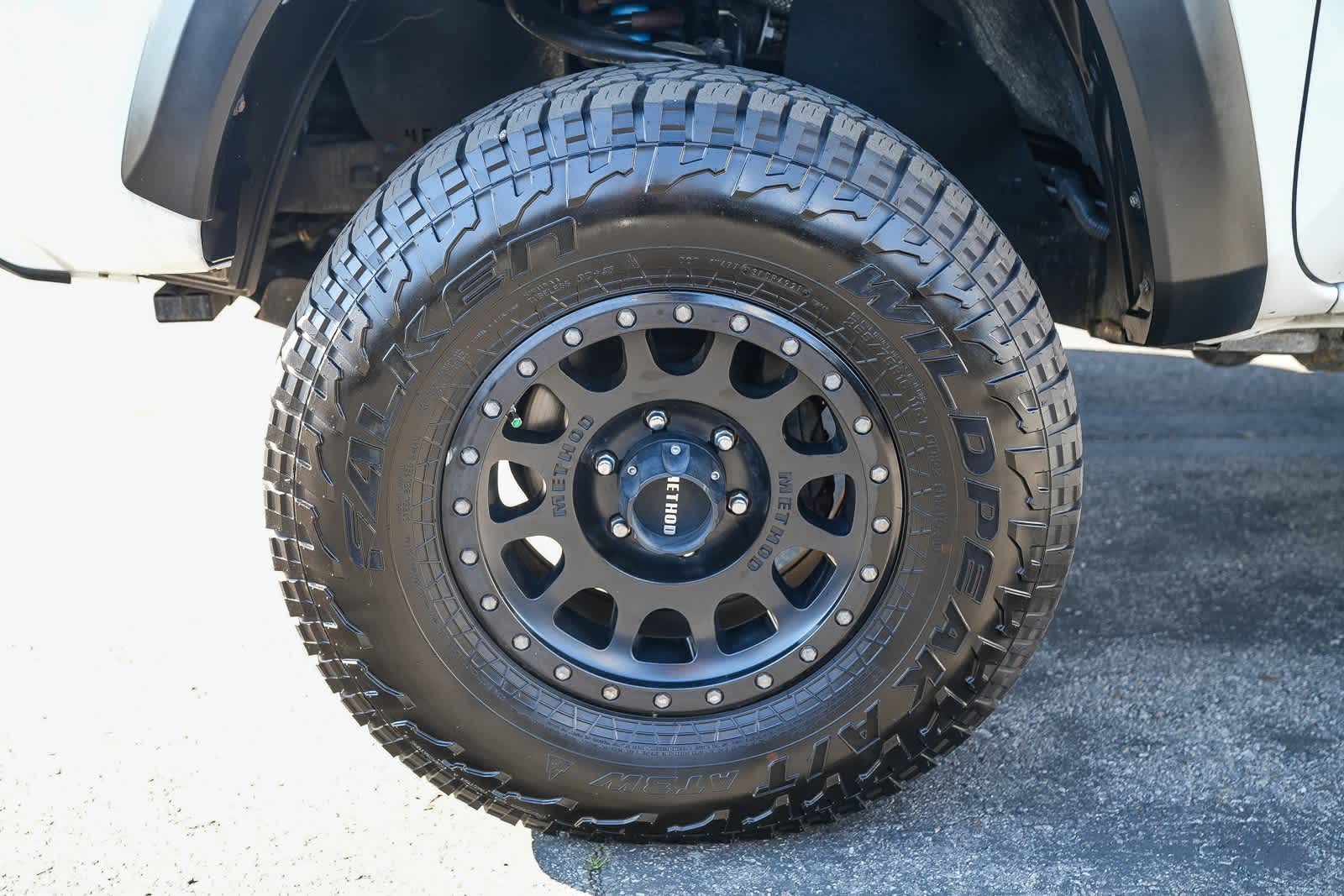 Thumbnail: 2019 Toyota Tacoma - 9