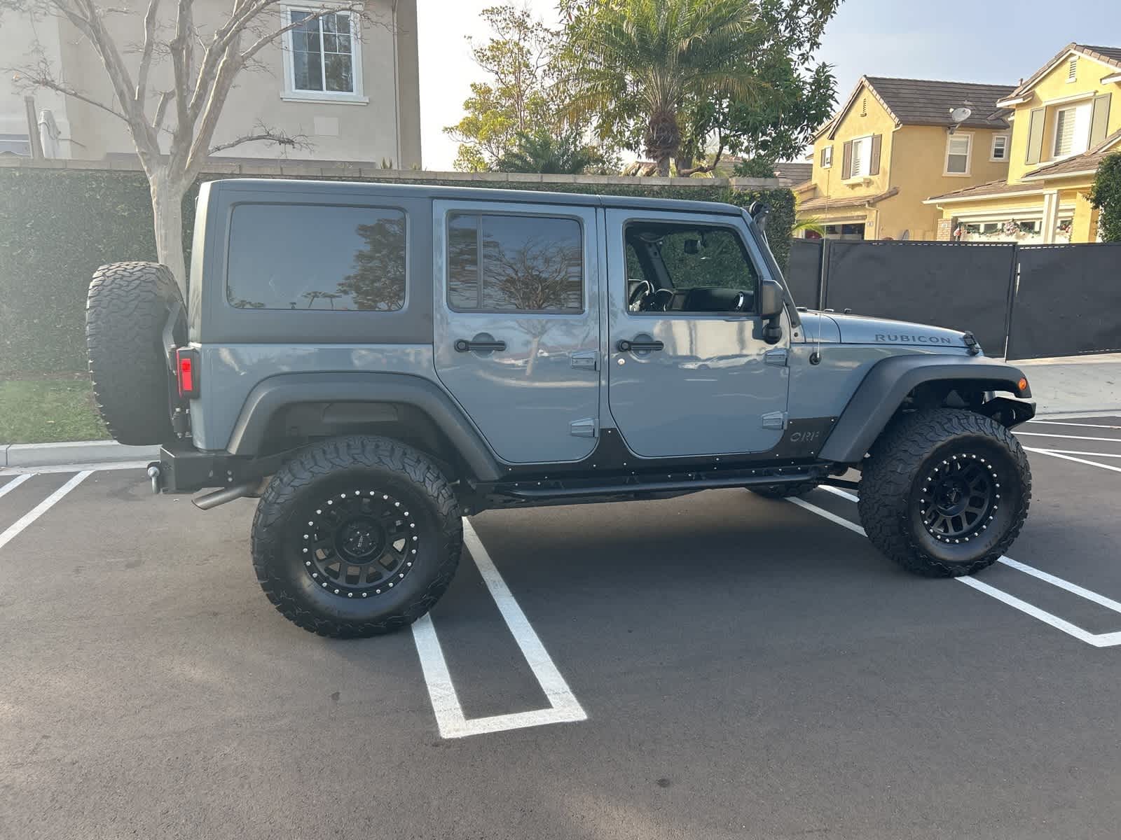 Thumbnail: 2015 Jeep Wrangler - 9