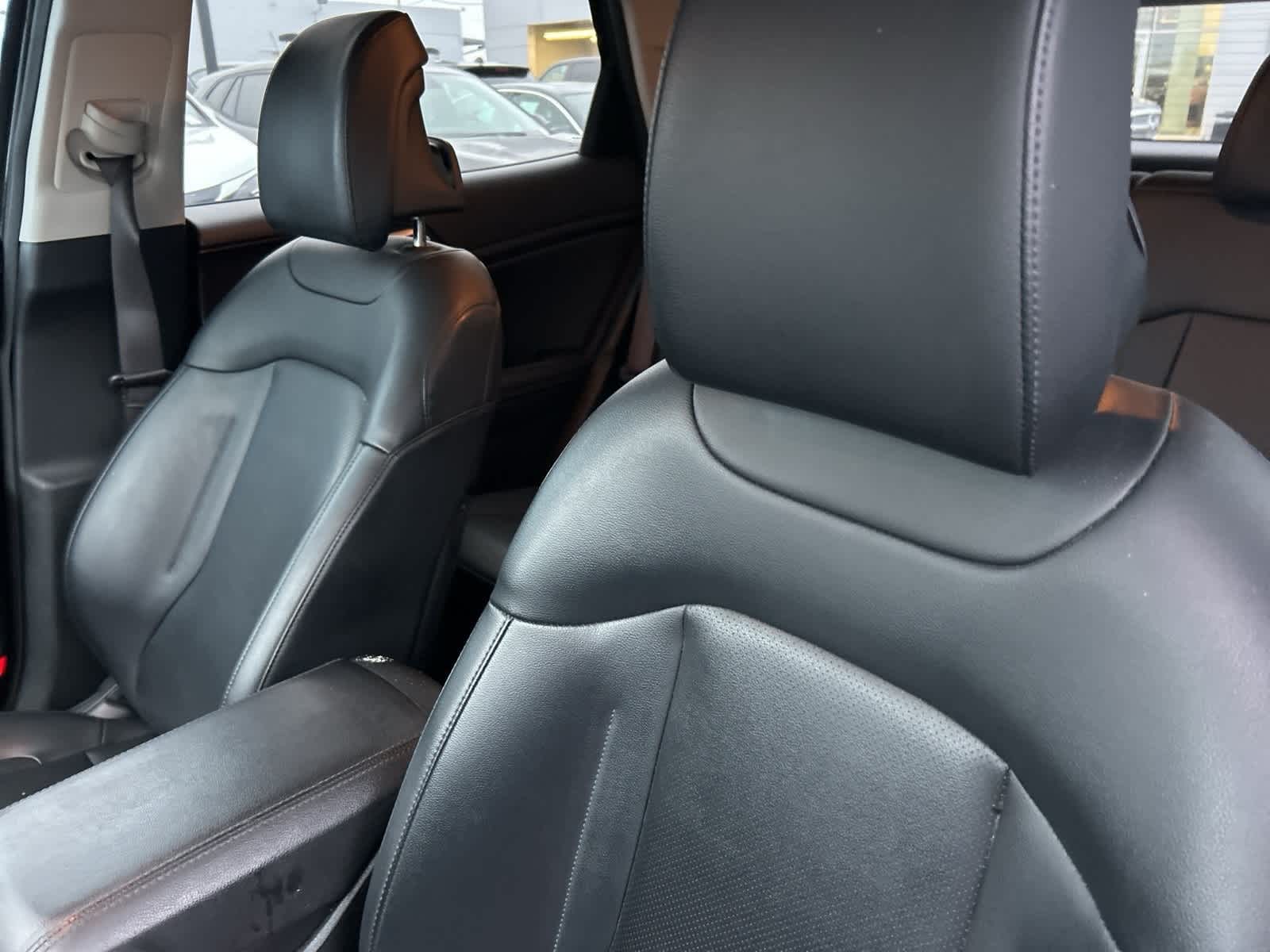 Thumbnail: 2023 Kia Sportage - 18