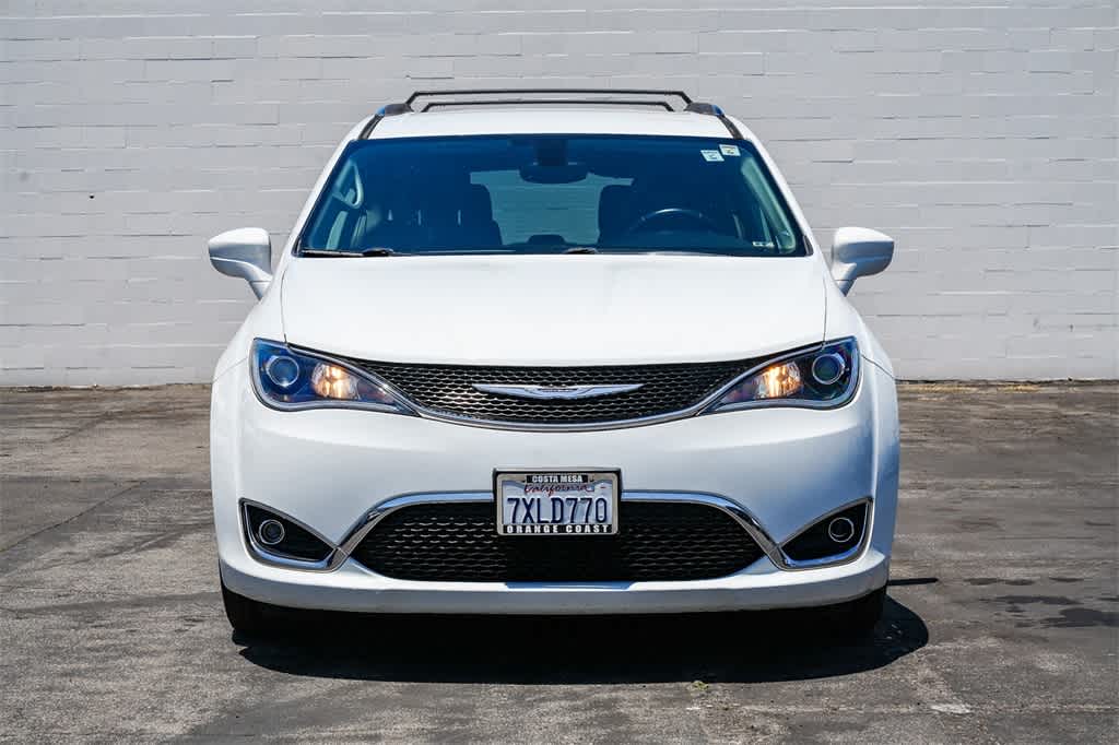 Thumbnail: 2017 Chrysler Pacifica - 2