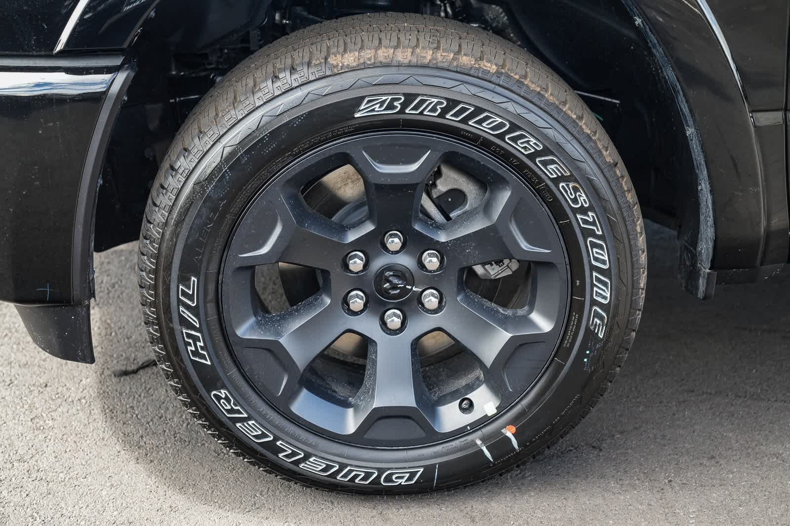 Thumbnail: 2026 RAM 1500 - 9