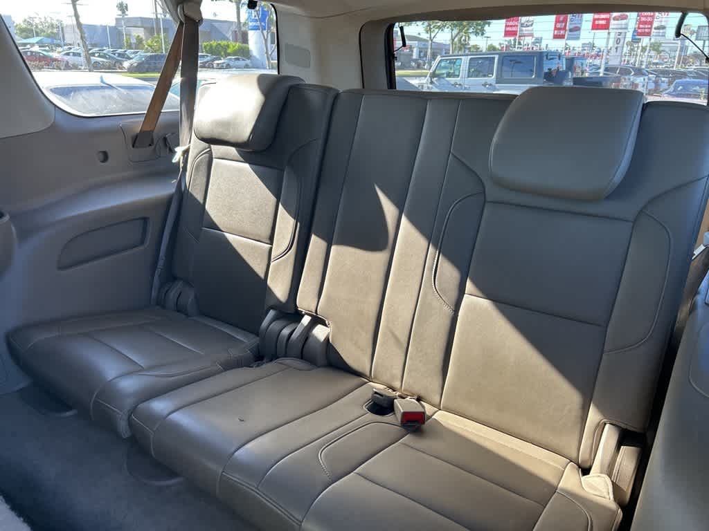 Thumbnail: 2015 Chevrolet Suburban - 20