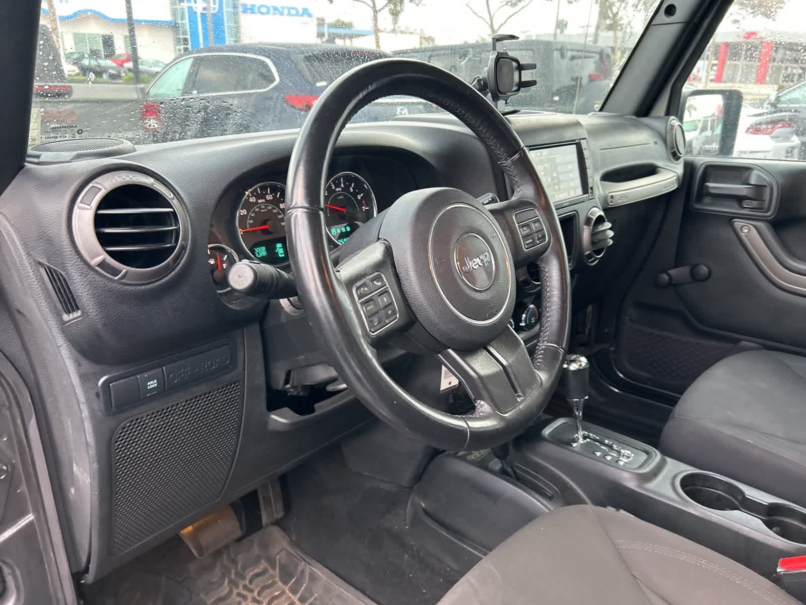 Thumbnail: 2018 Jeep Wrangler - 20