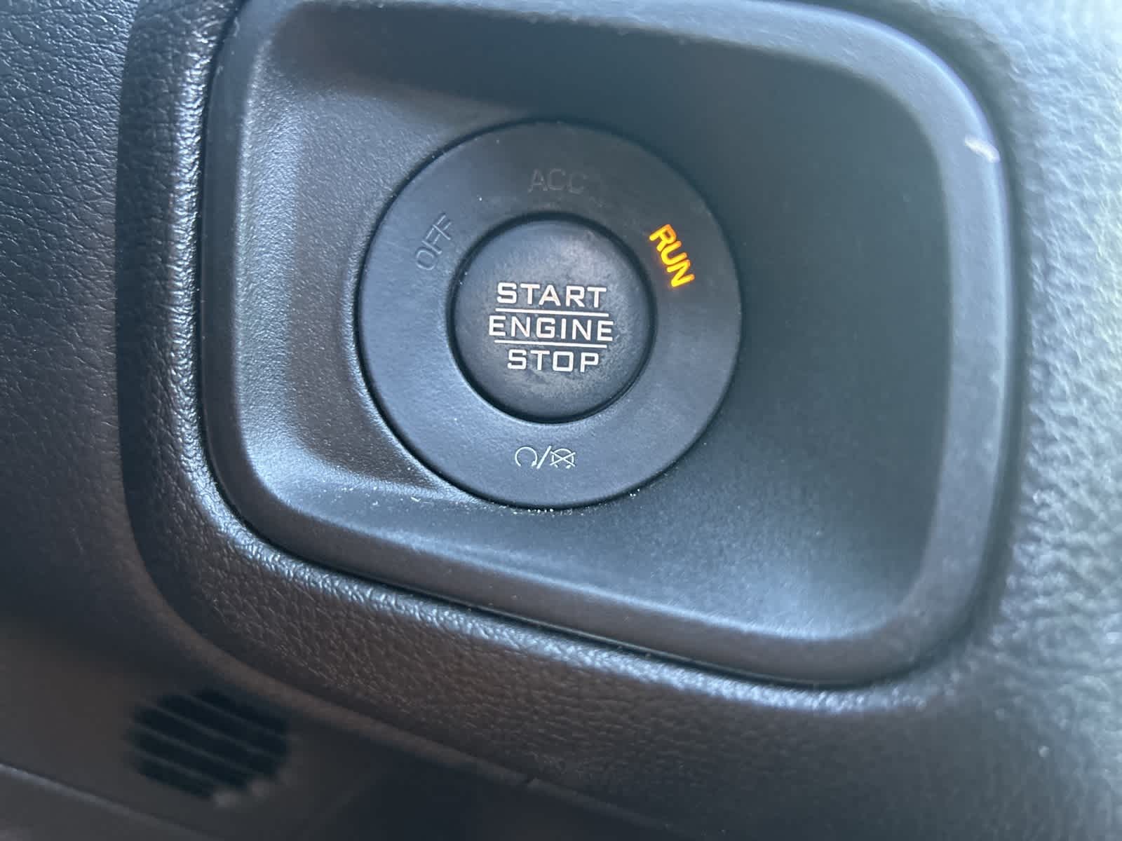 Thumbnail: 2024 Jeep Wrangler - 38