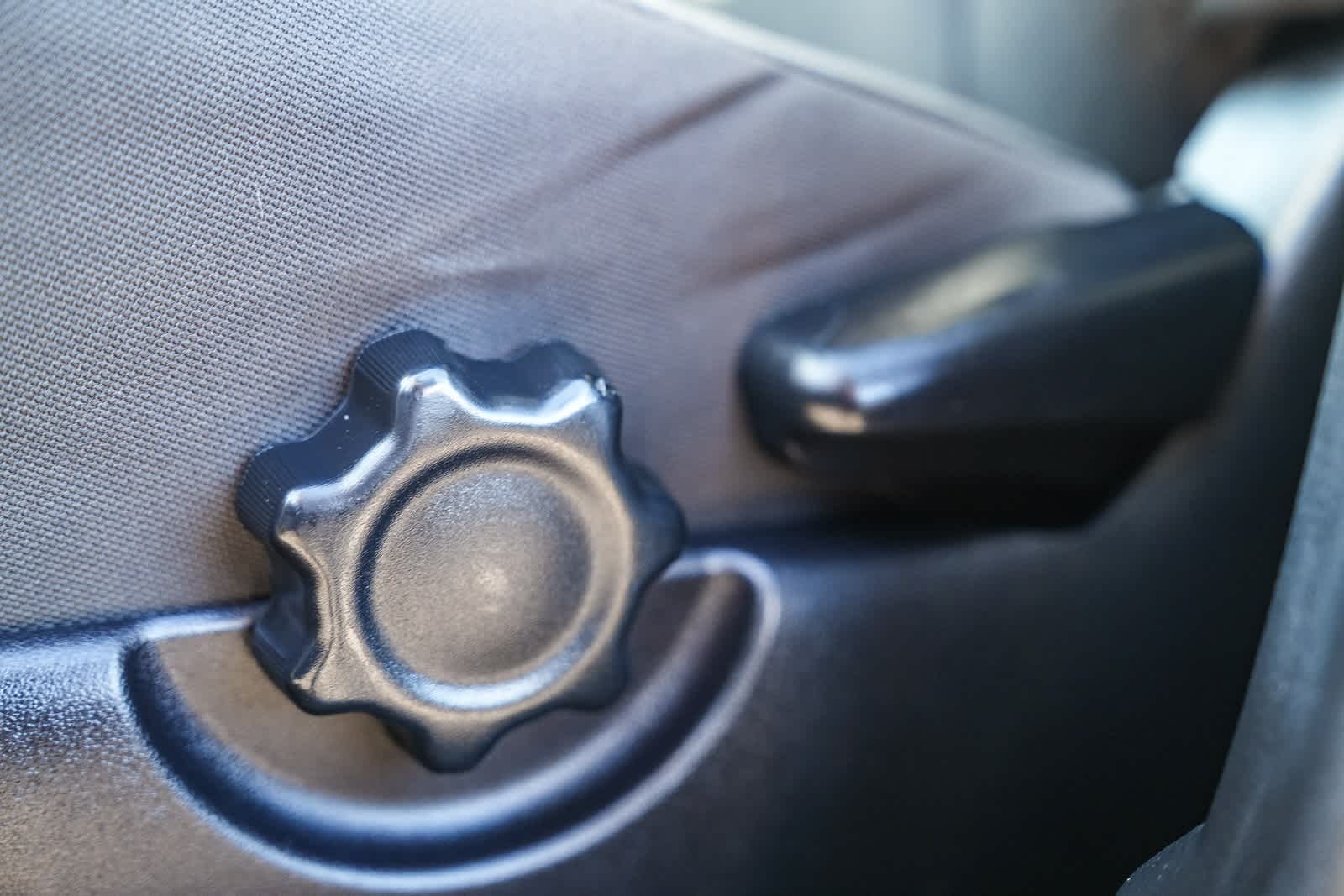 Thumbnail: 2019 Toyota Tacoma - 20