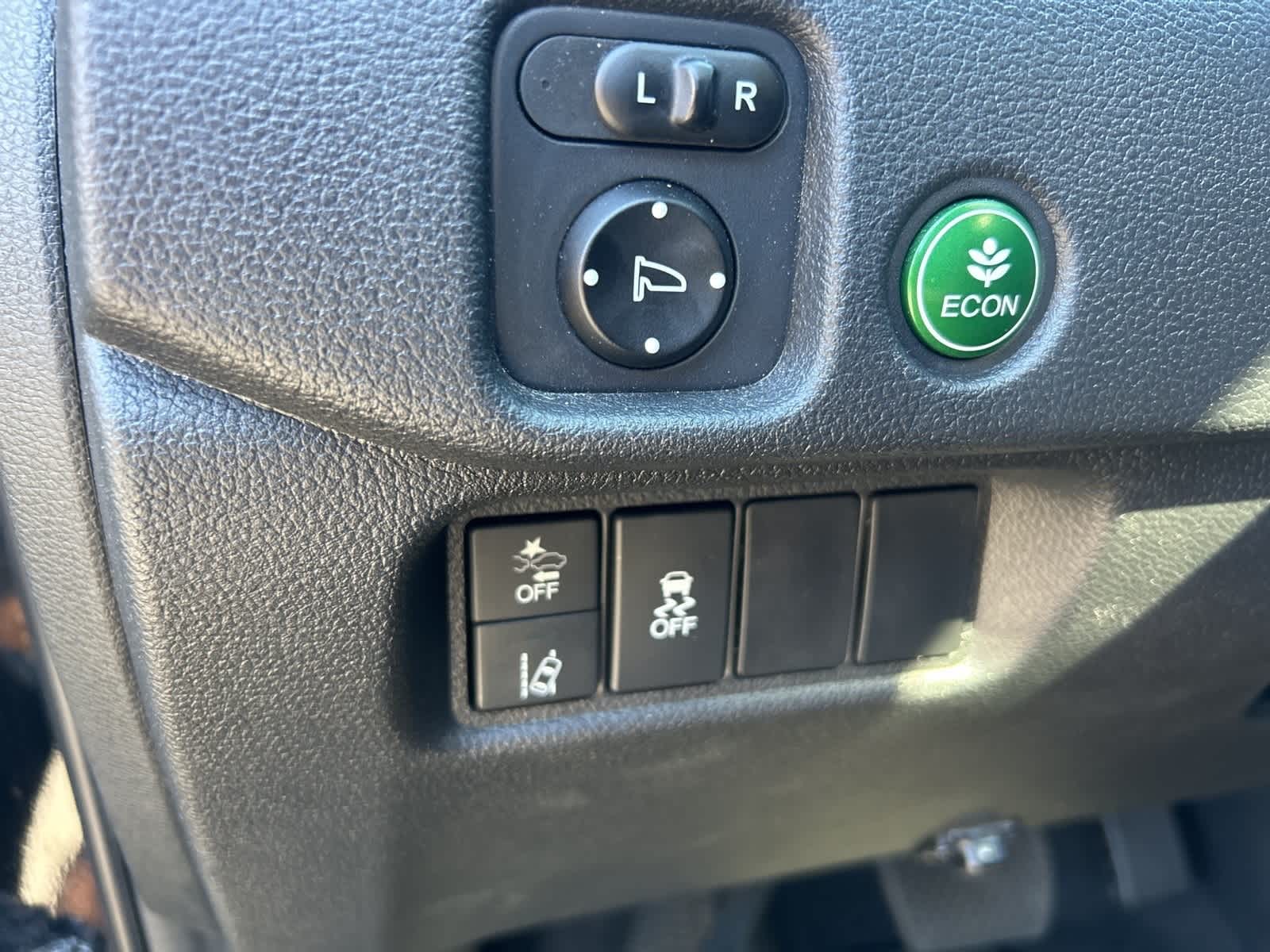 Thumbnail: 2019 Honda Pilot - 28
