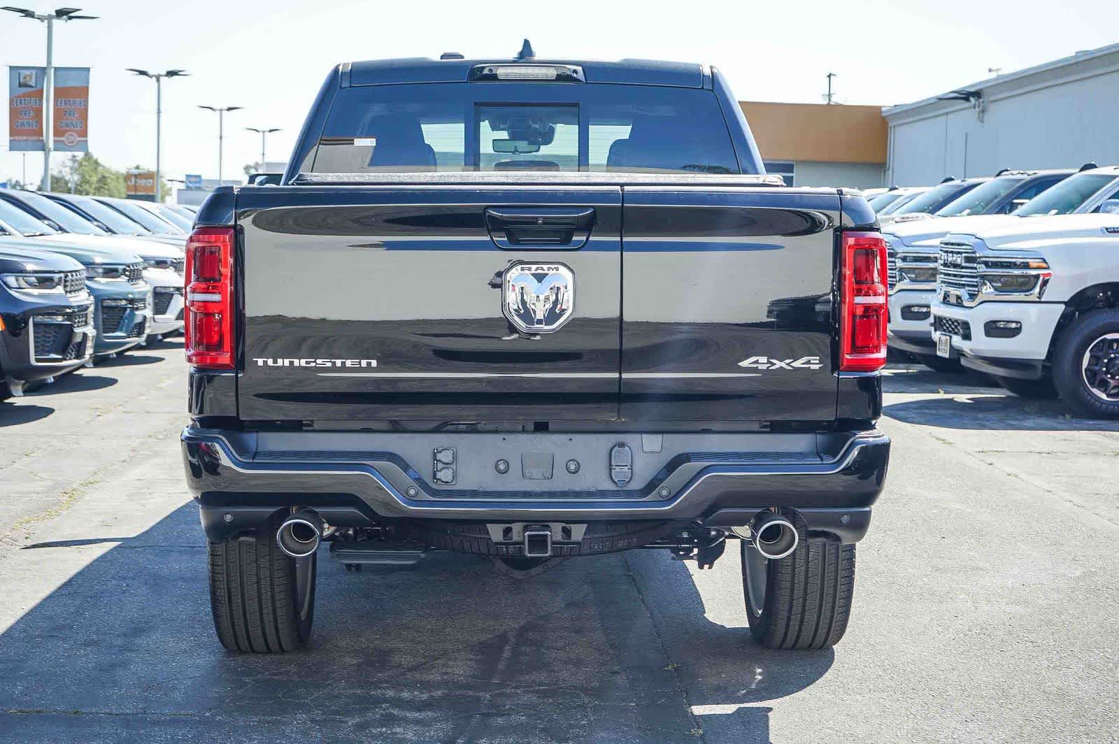 Thumbnail: 2026 RAM 1500 - 5
