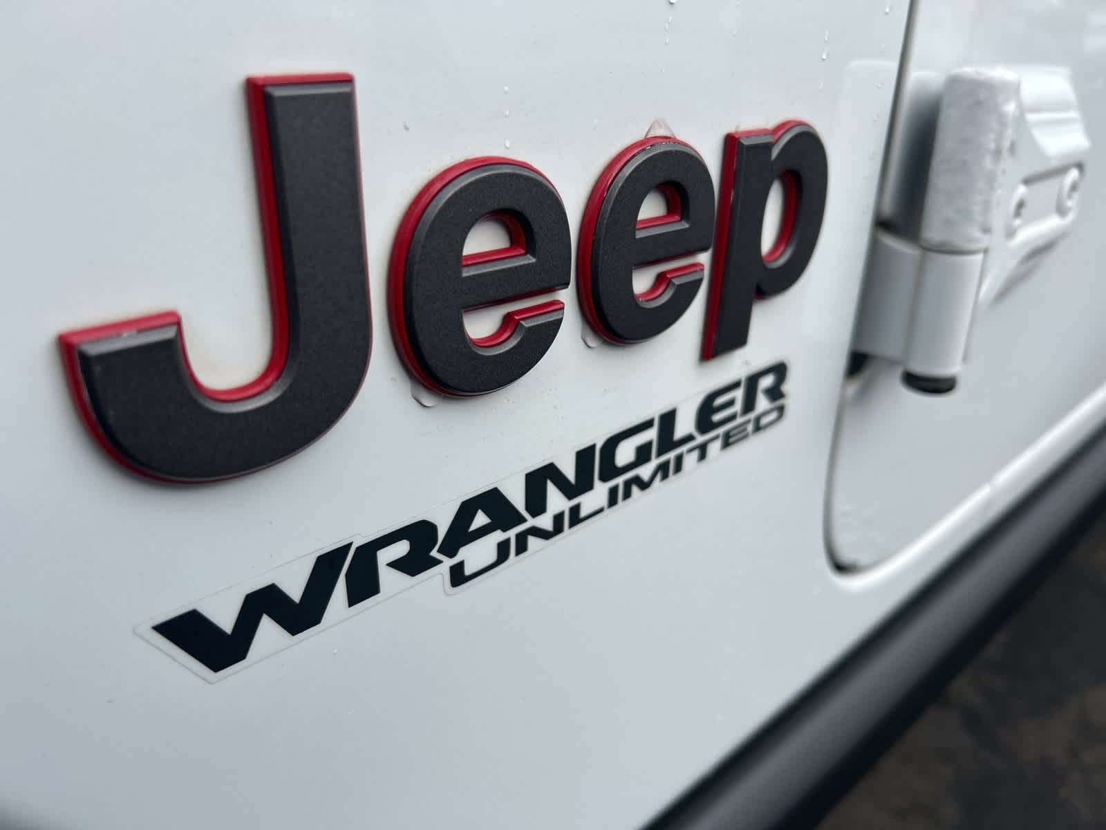 Thumbnail: 2019 Jeep Wrangler - 13