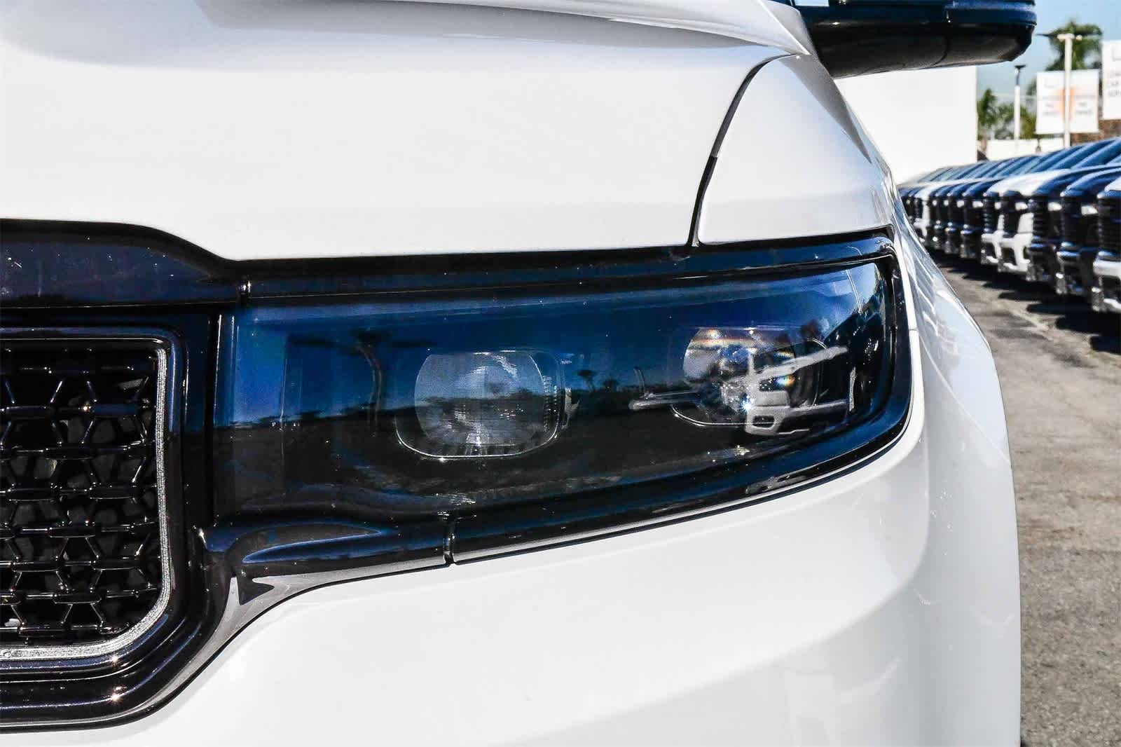 Thumbnail: 2024 Jeep Grand Wagoneer L - 8