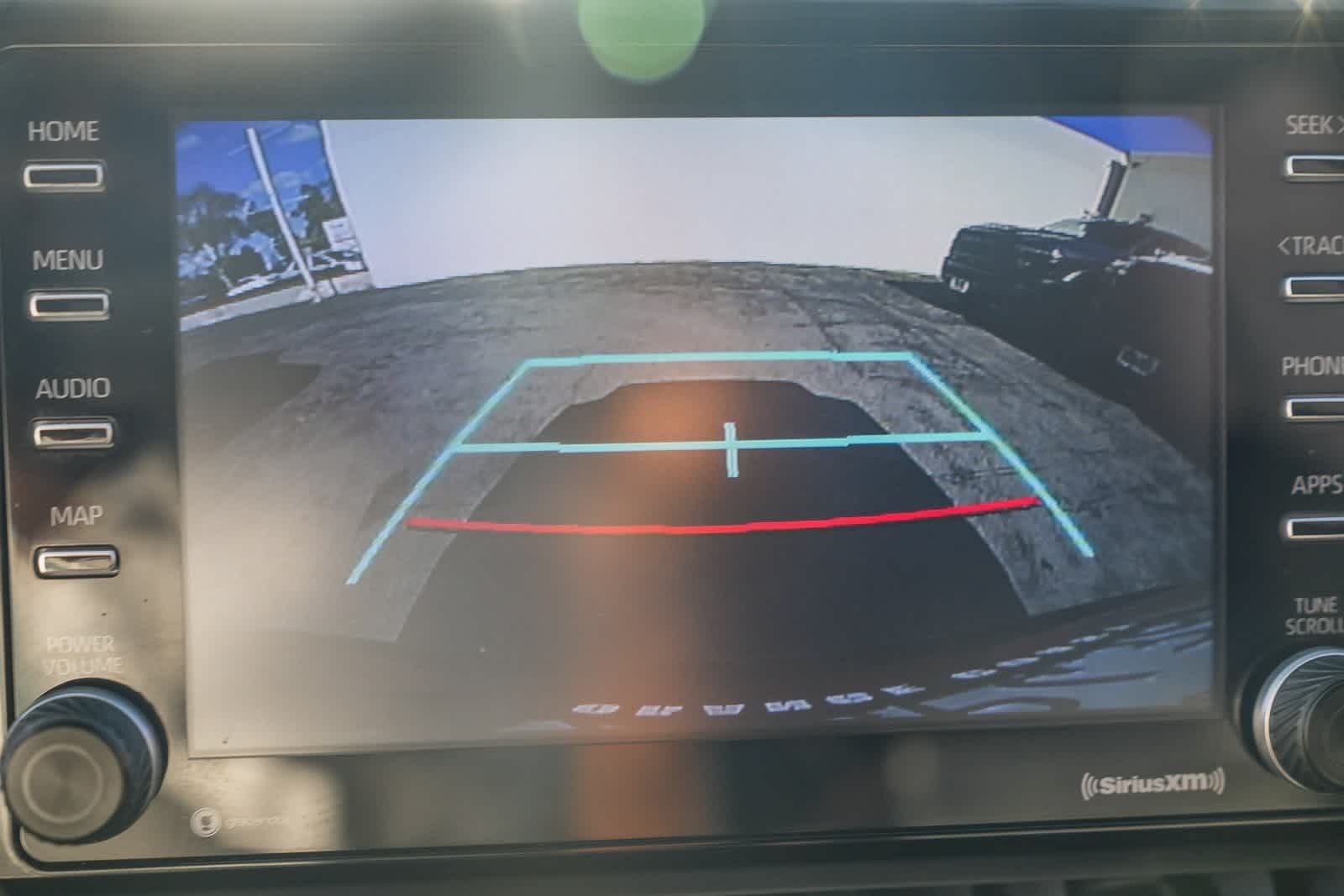 Thumbnail: 2021 Toyota RAV4 - 22