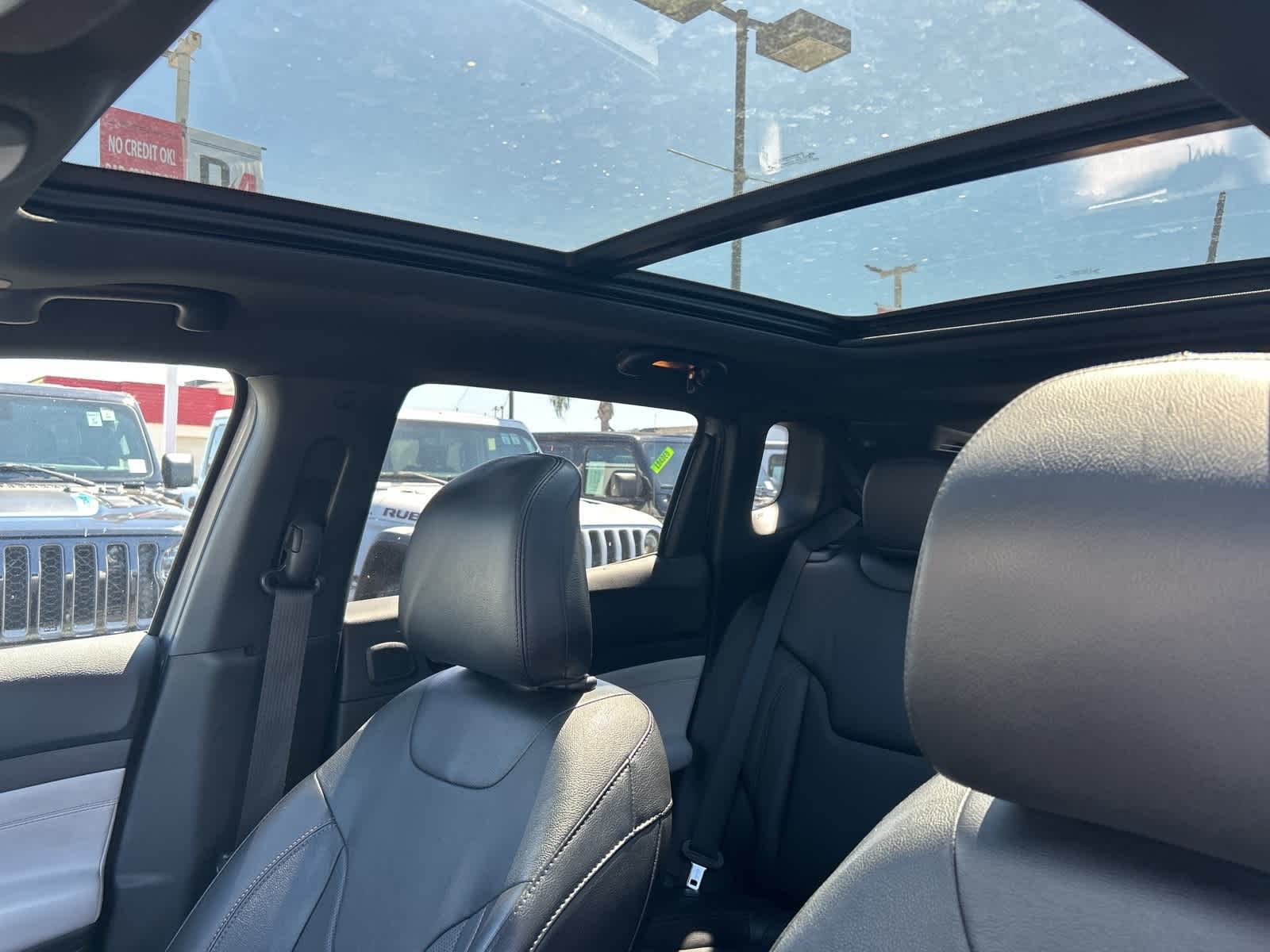 Thumbnail: 2023 Jeep Compass - 24