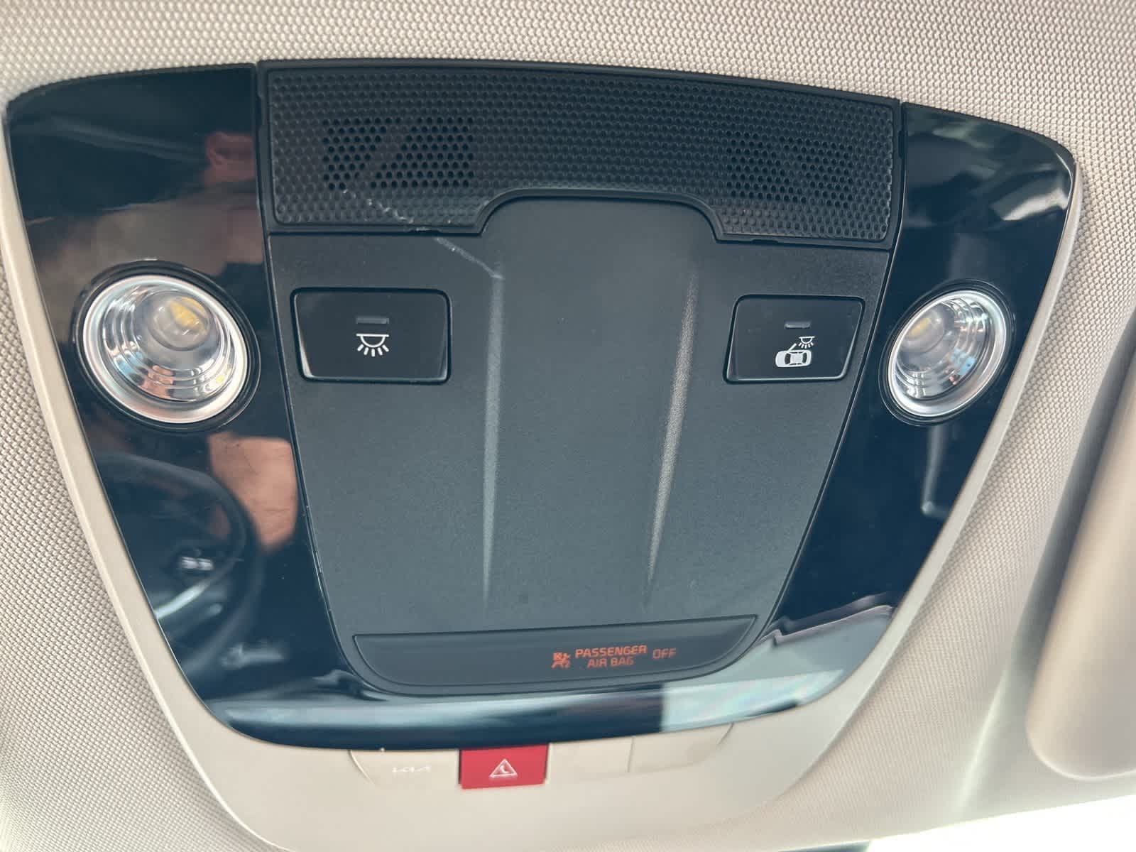 Thumbnail: 2022 Kia EV6 - 46