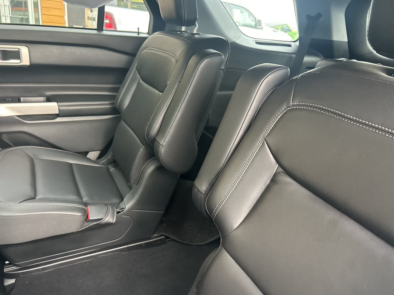 Thumbnail: 2022 Ford Explorer - 17