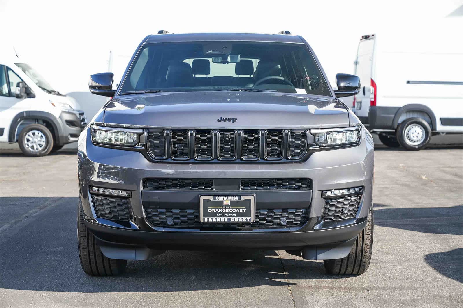 Thumbnail: 2025 Jeep Grand Cherokee L - 2