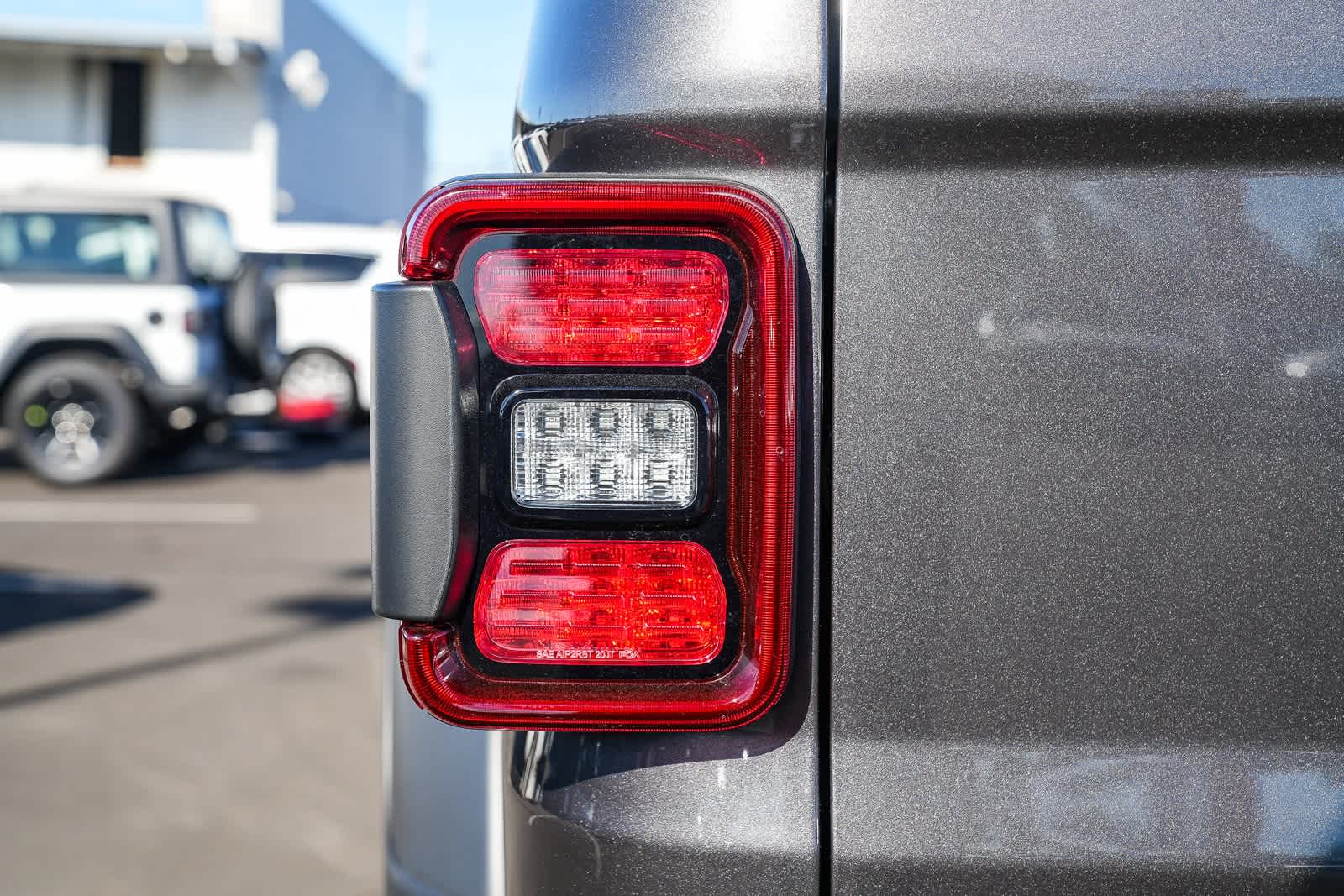 Thumbnail: 2026 Jeep Gladiator - 7