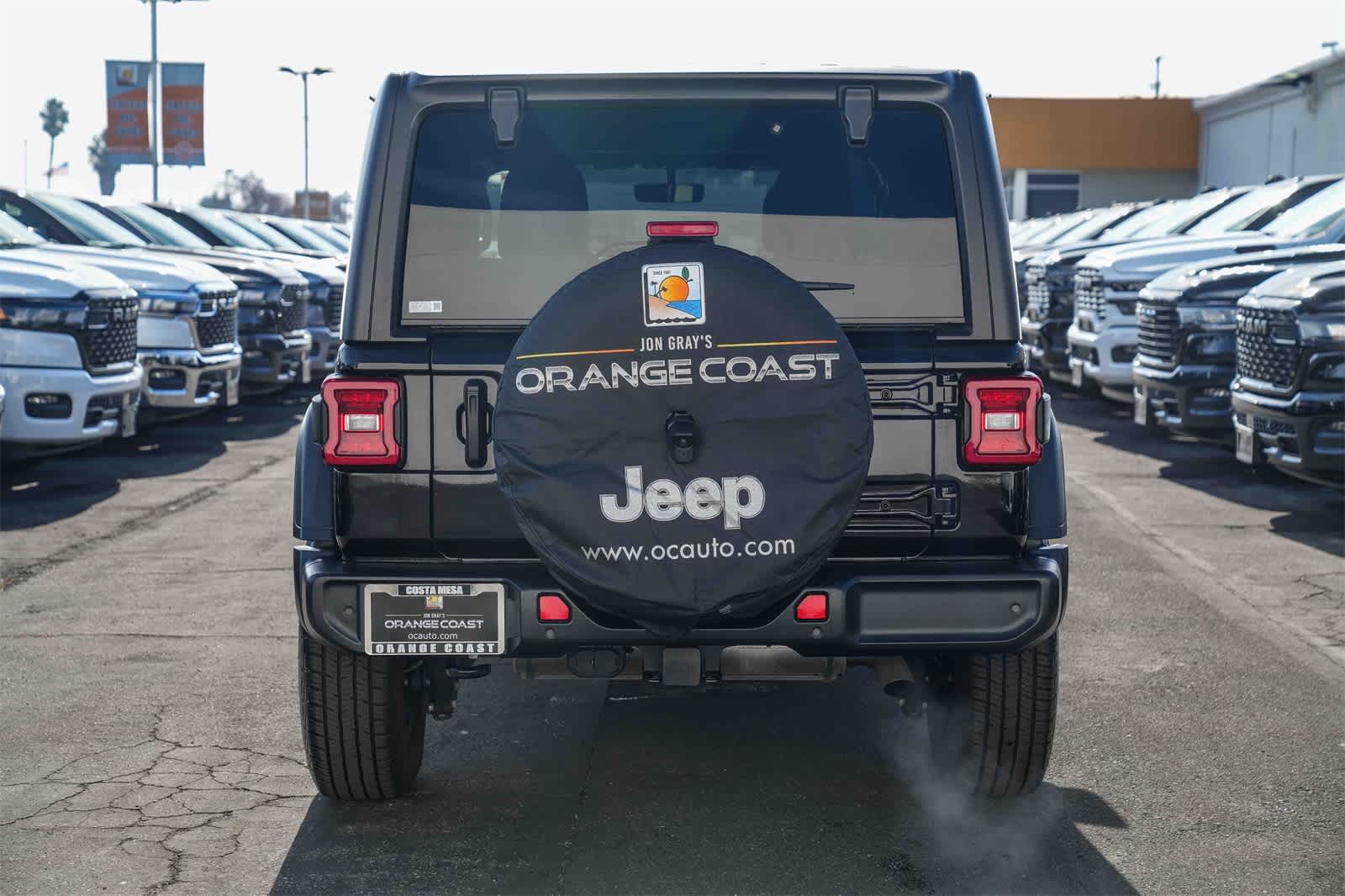 Thumbnail: 2021 Jeep Wrangler - 5