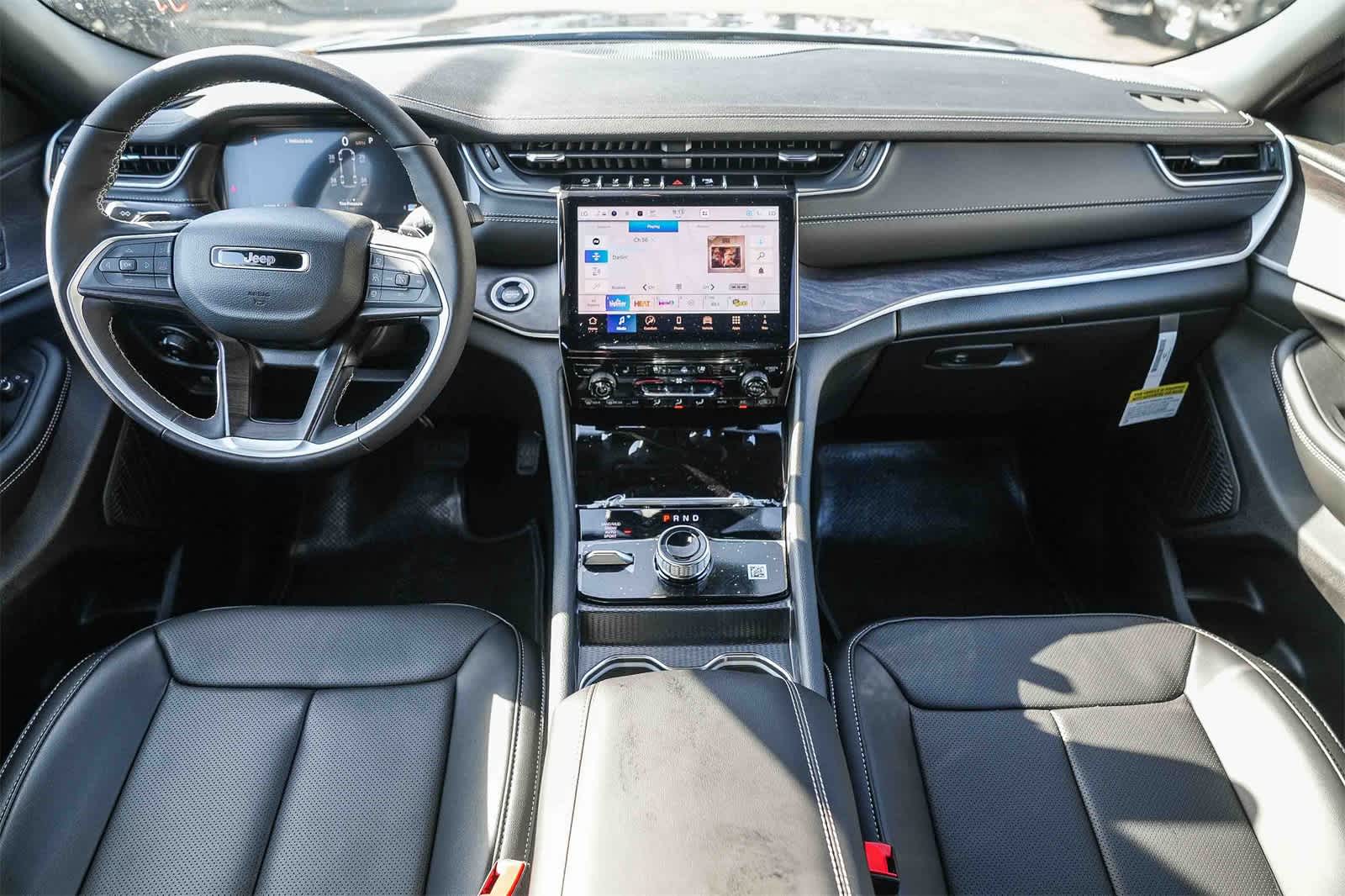 Thumbnail: 2025 Jeep Grand Cherokee L - 12