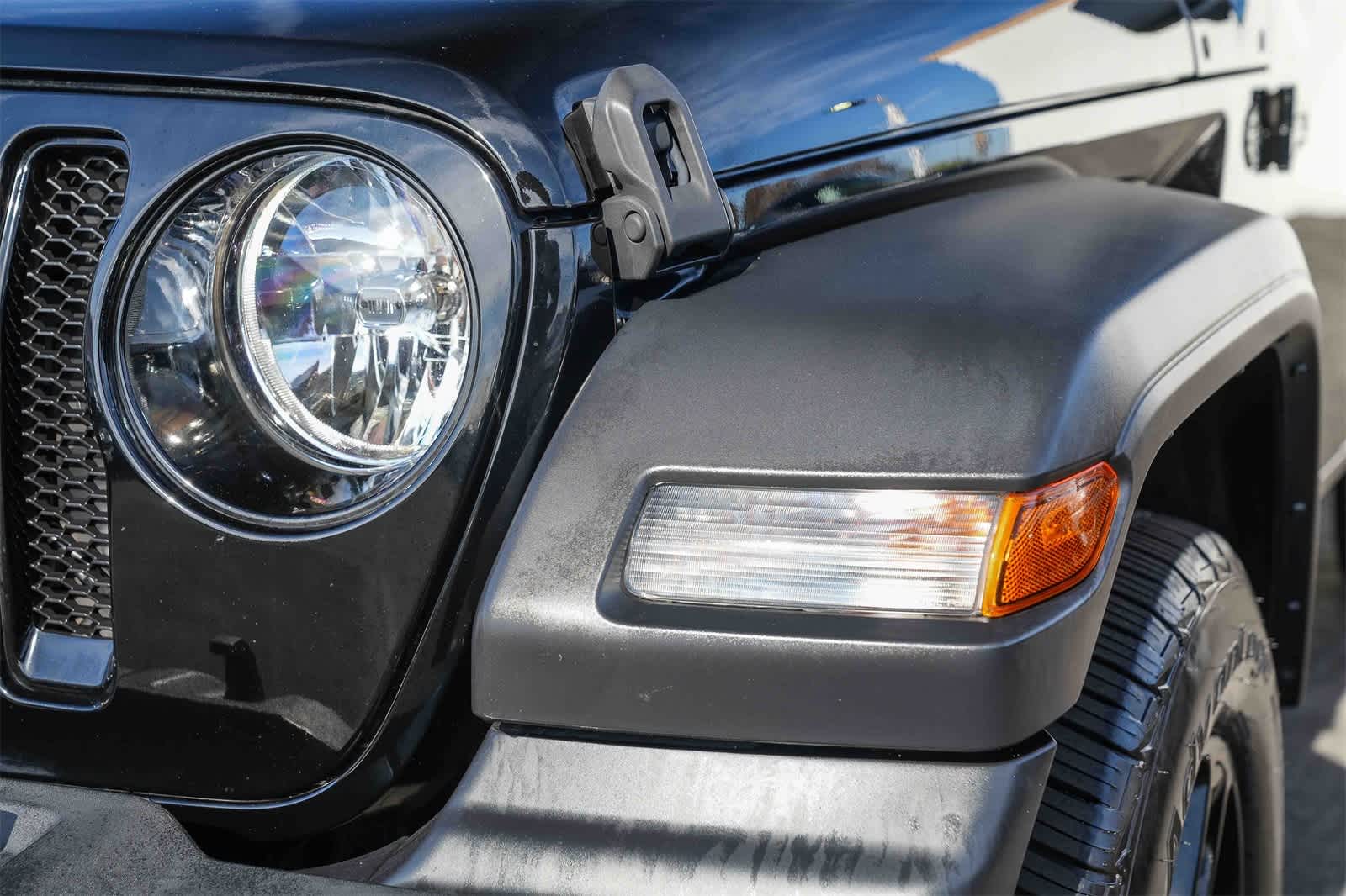 Thumbnail: 2021 Jeep Wrangler - 8