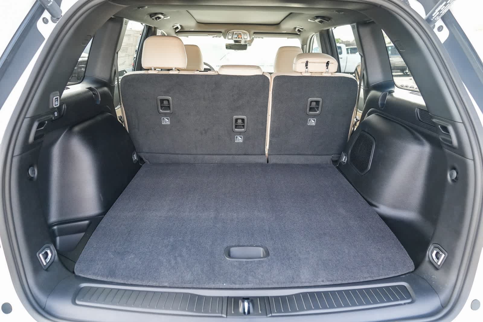 Thumbnail: 2025 Jeep Grand Cherokee - 11