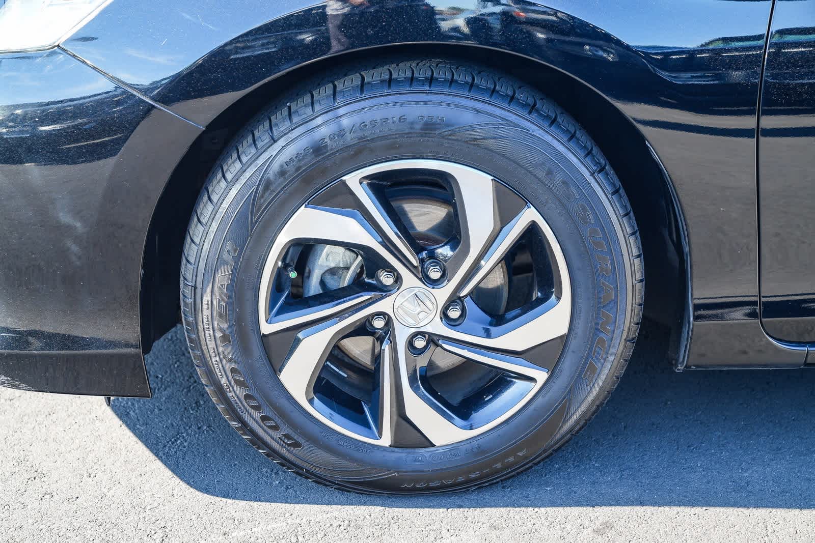 Thumbnail: 2017 Honda Accord - 7