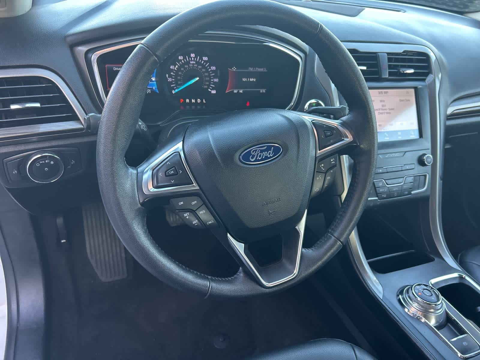 Thumbnail: 2020 Ford Fusion - 27