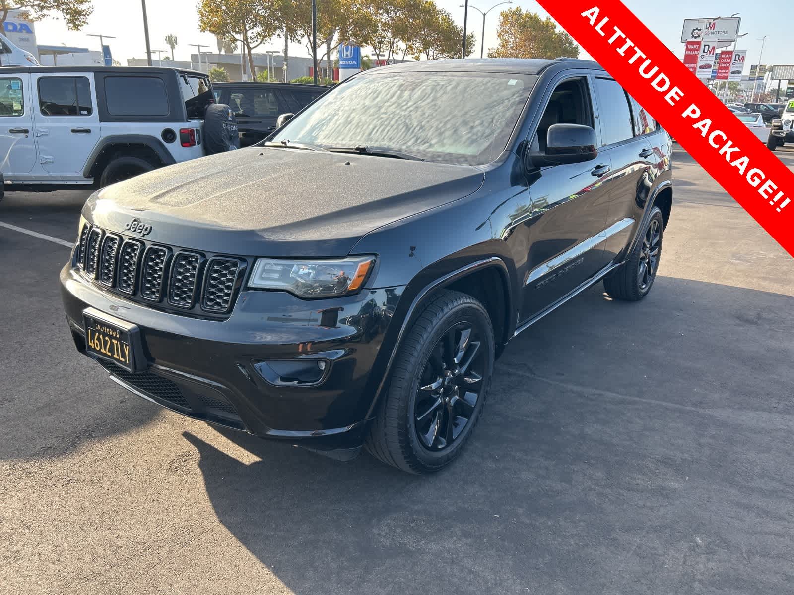 Thumbnail: 2019 Jeep Grand Cherokee - 1