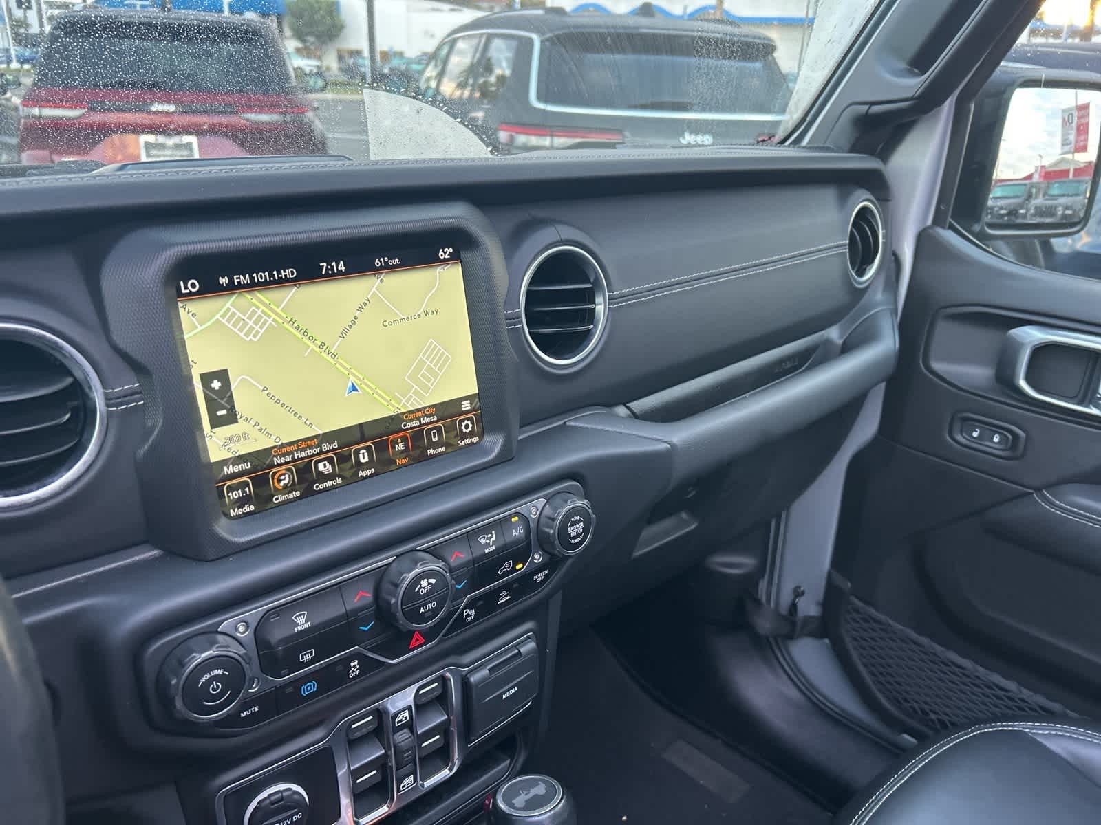 Thumbnail: 2022 Jeep Wrangler - 49