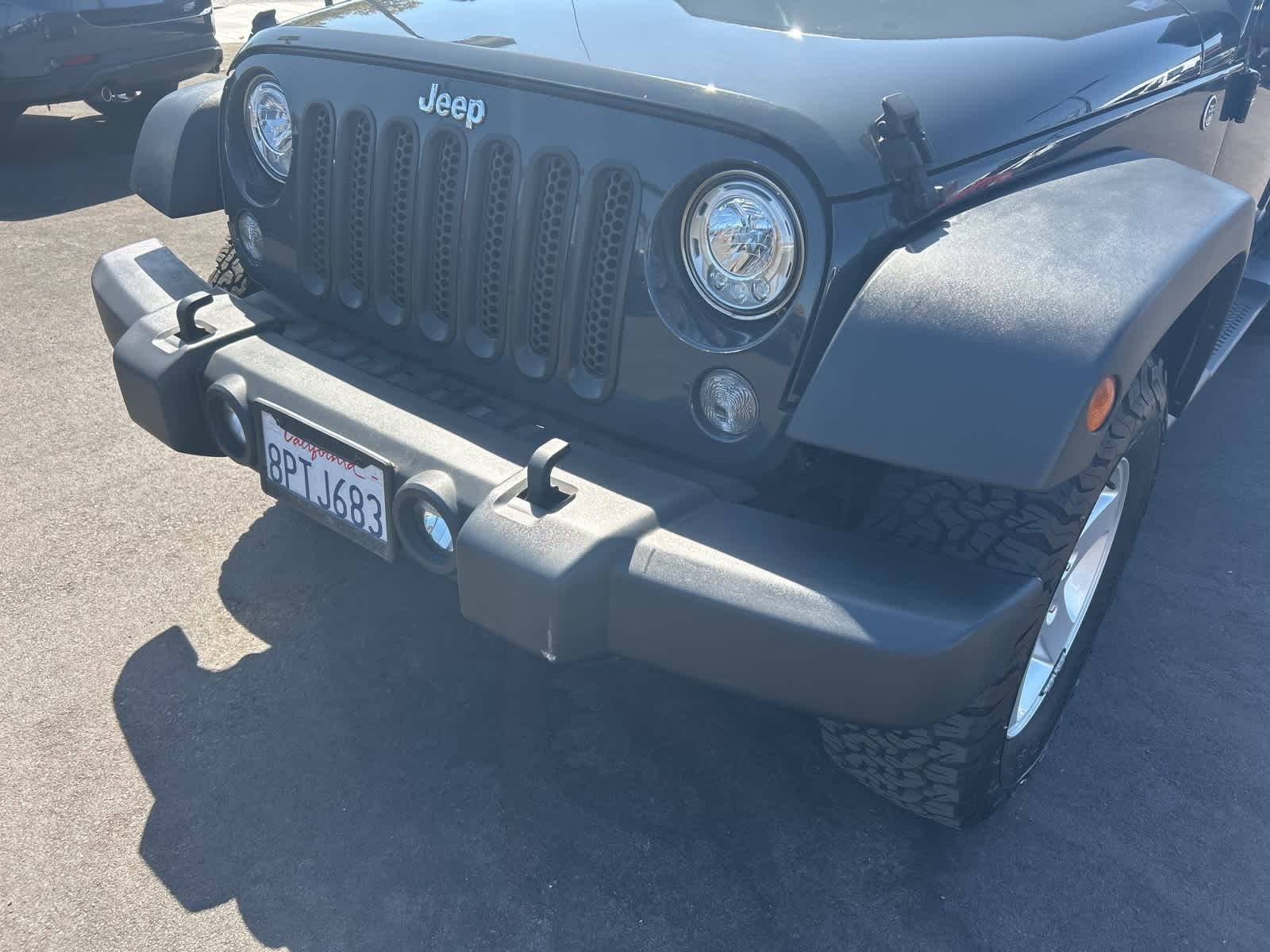 Thumbnail: 2017 Jeep Wrangler - 9