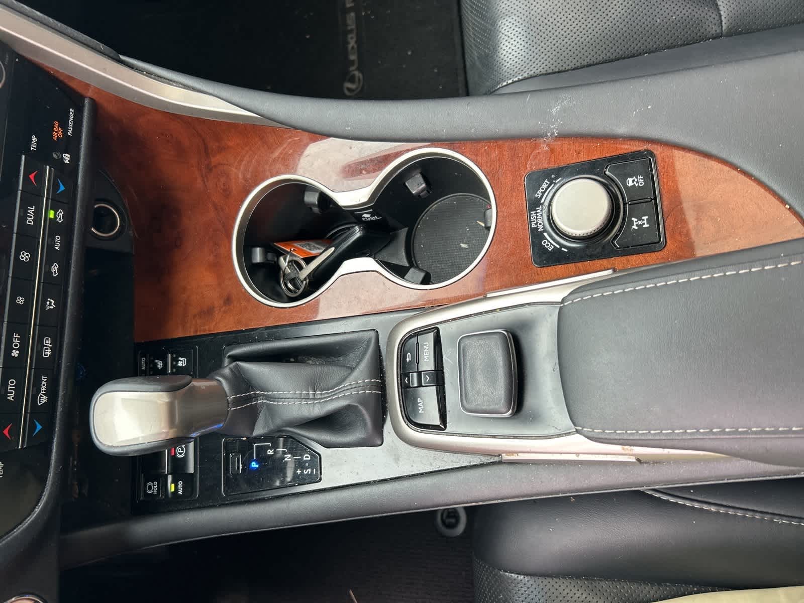 Thumbnail: 2019 Lexus RX - 37